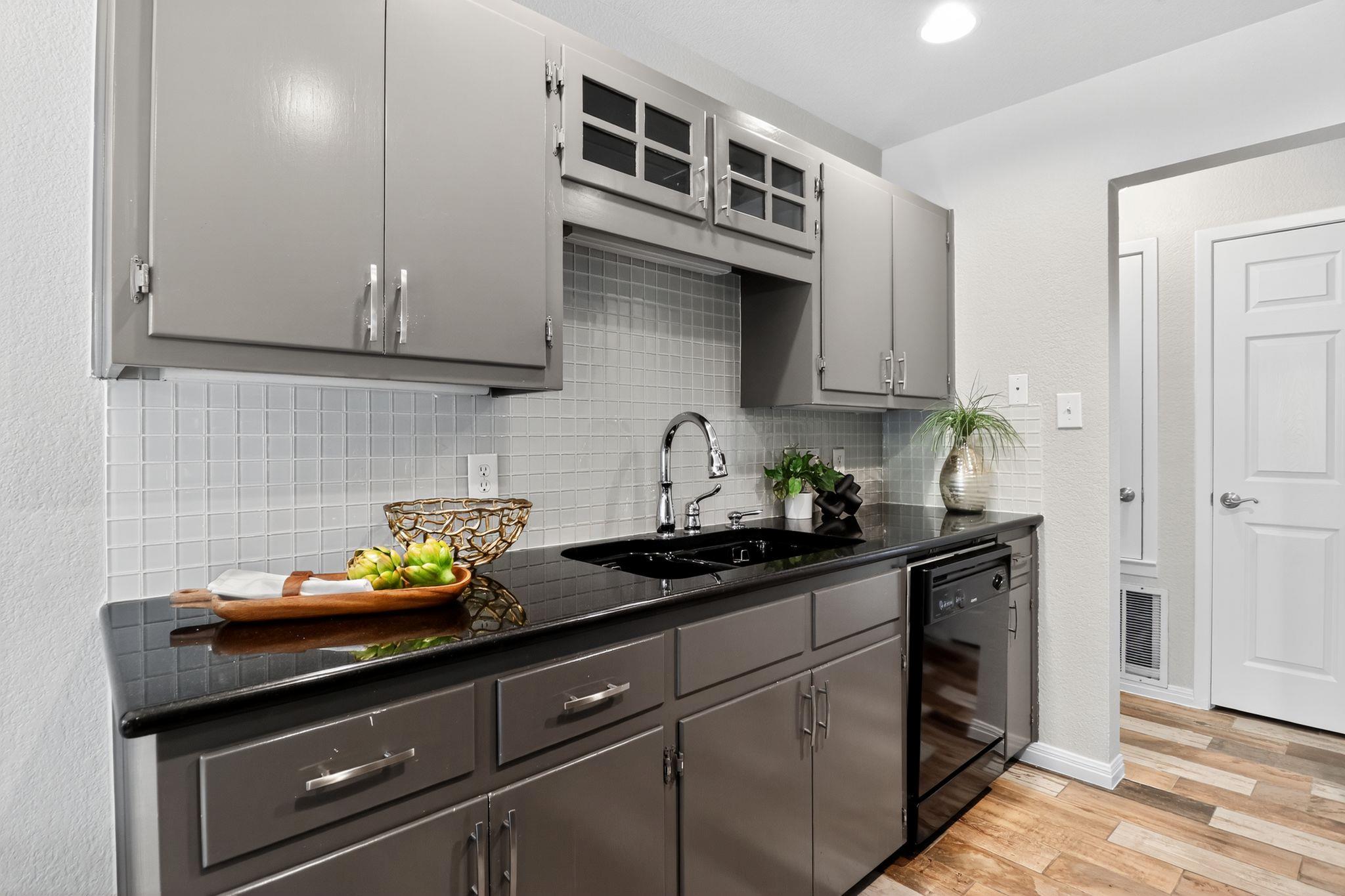 1303 Vine St, Georgetown, TX 78626