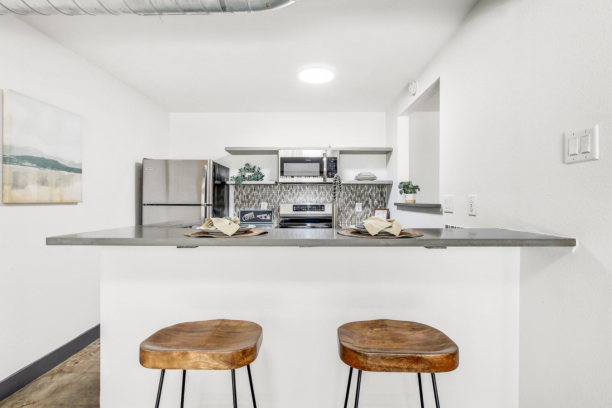 2124 Burton Dr # 164, Austin, TX 78741