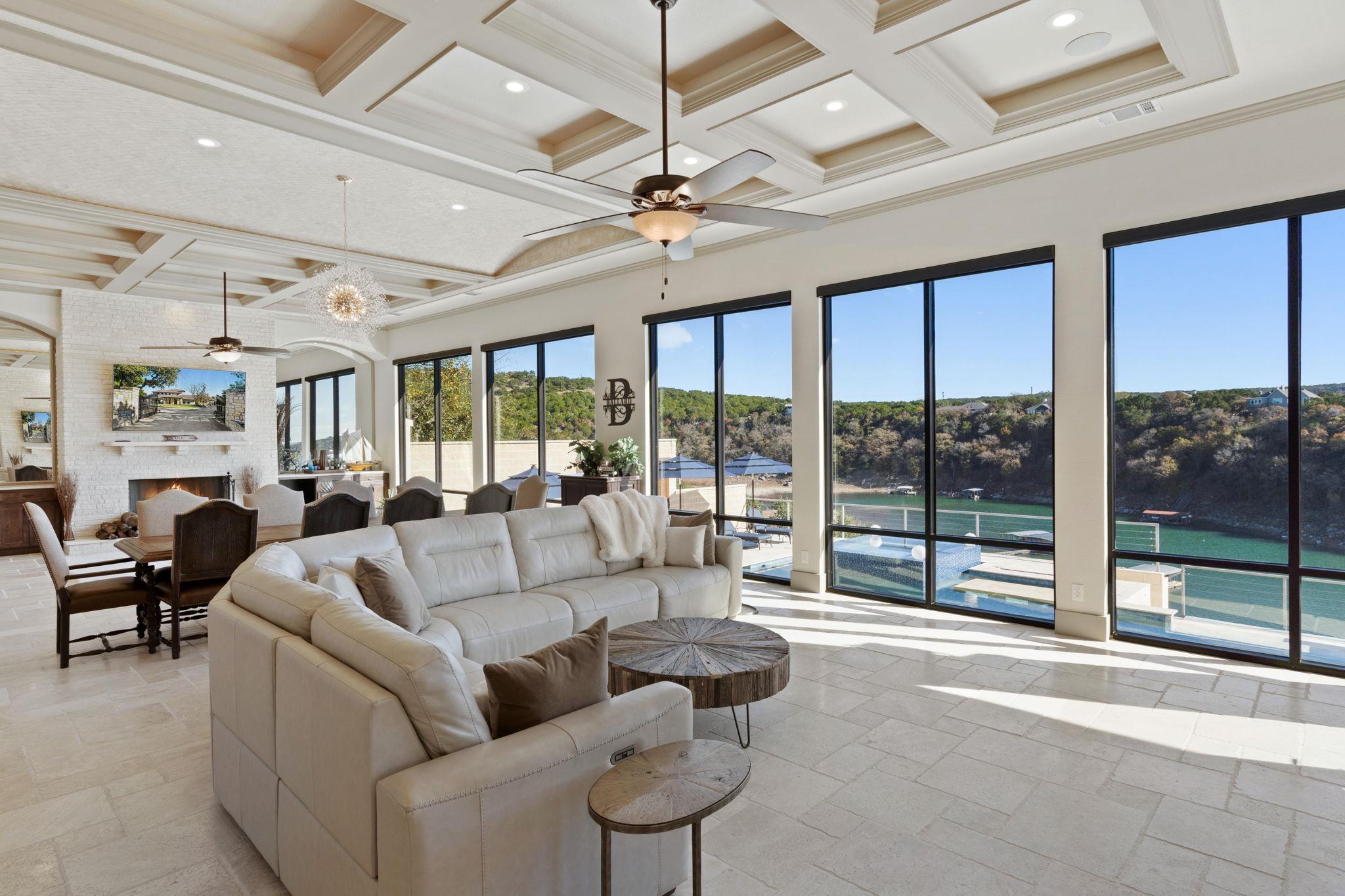 17011 E Darleen Dr, Leander, TX 78641