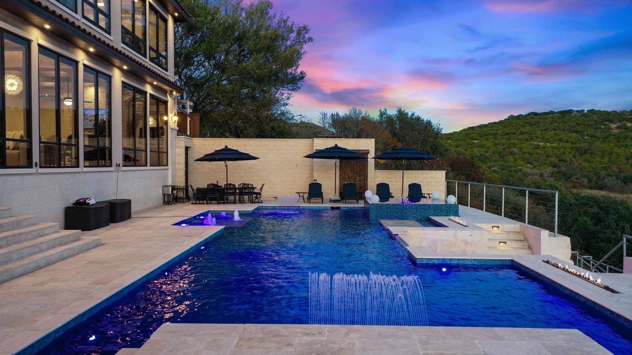 17011 E Darleen Dr, Leander, TX 78641