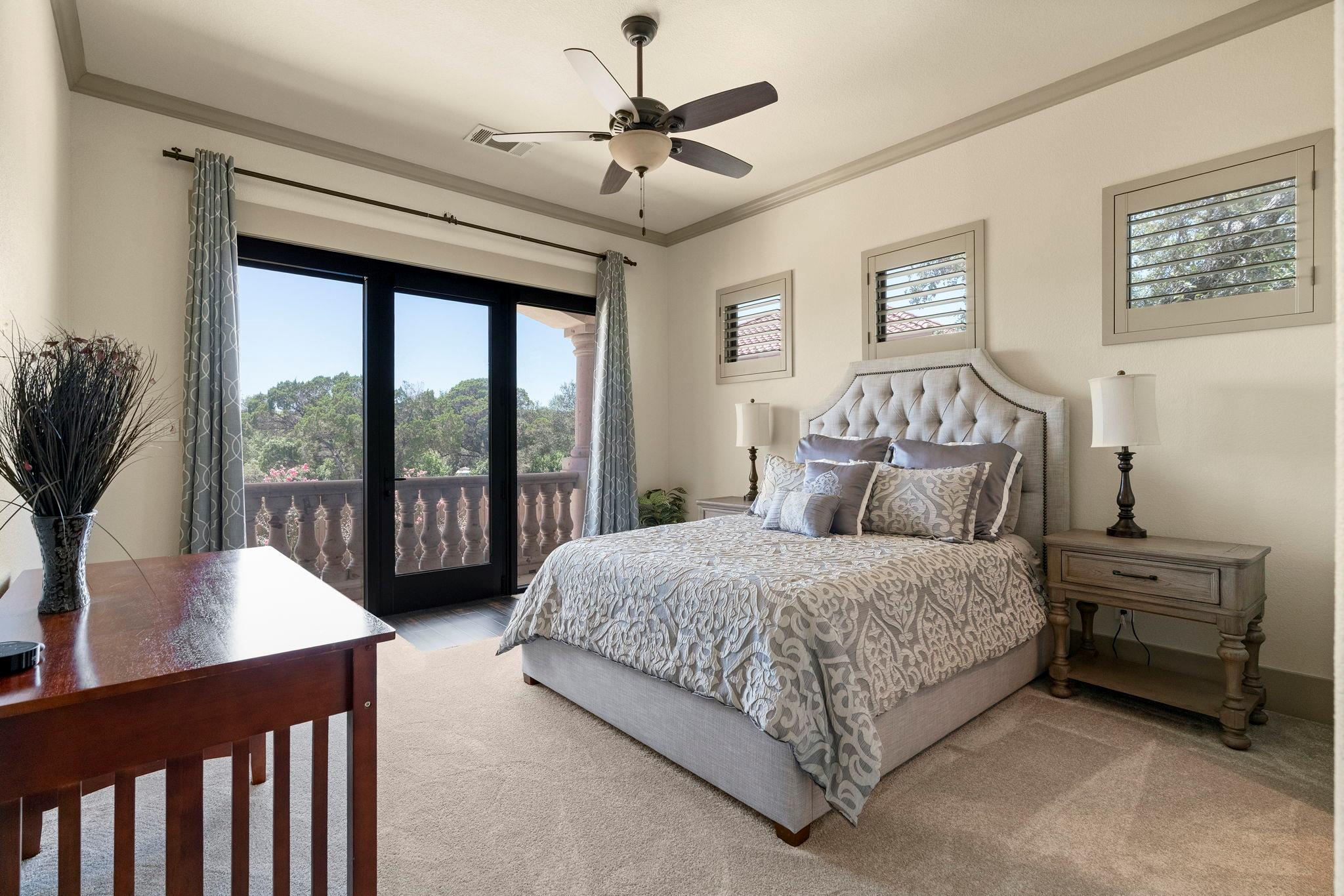 17011 E Darleen Dr, Leander, TX 78641