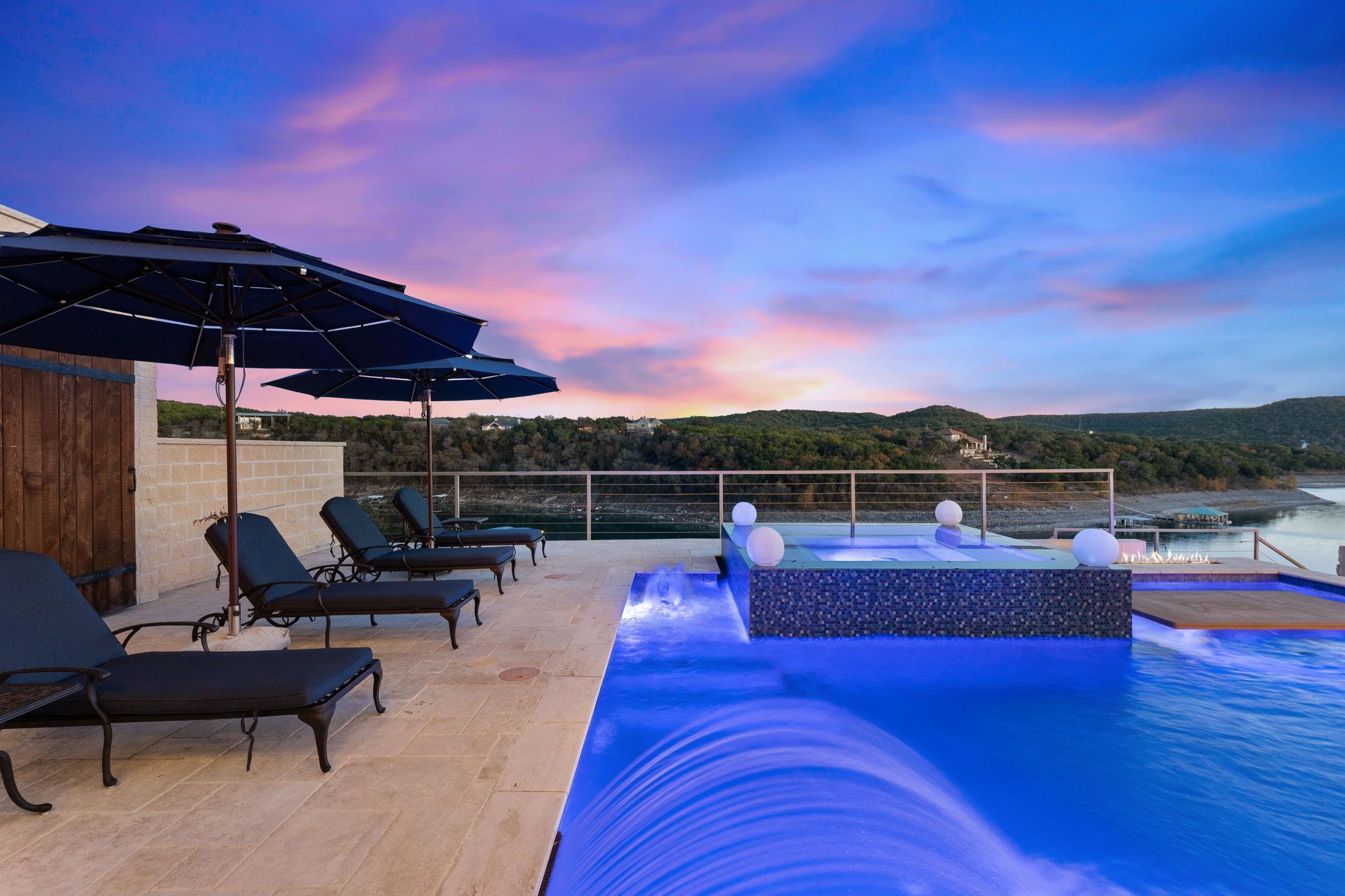 17011 E Darleen Dr, Leander, TX 78641