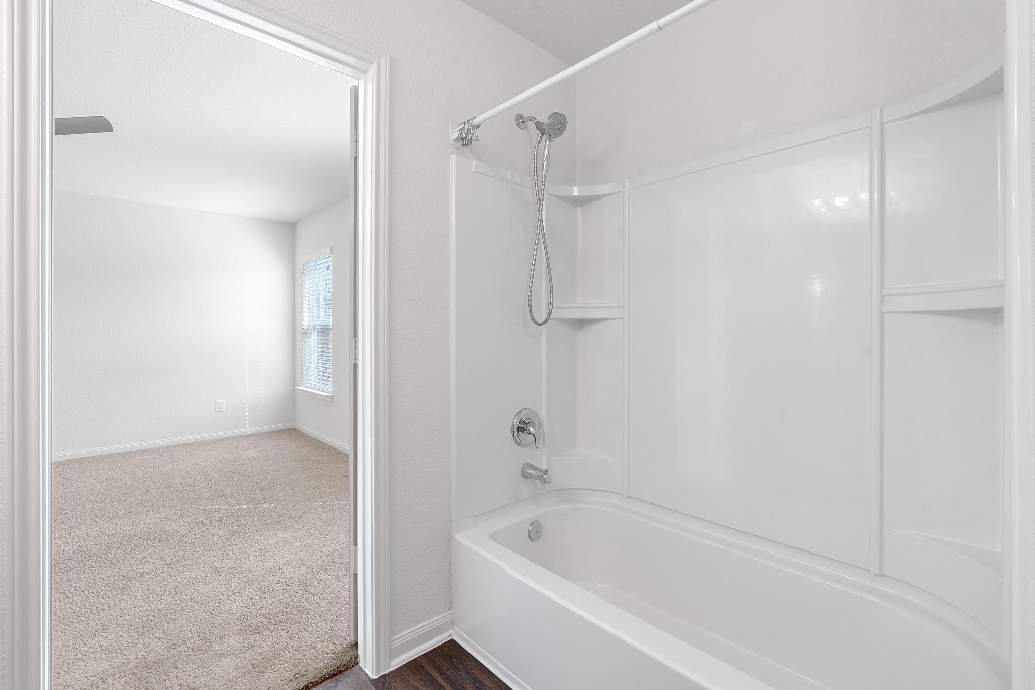 209 Continental Ave, Liberty Hill, TX 78642