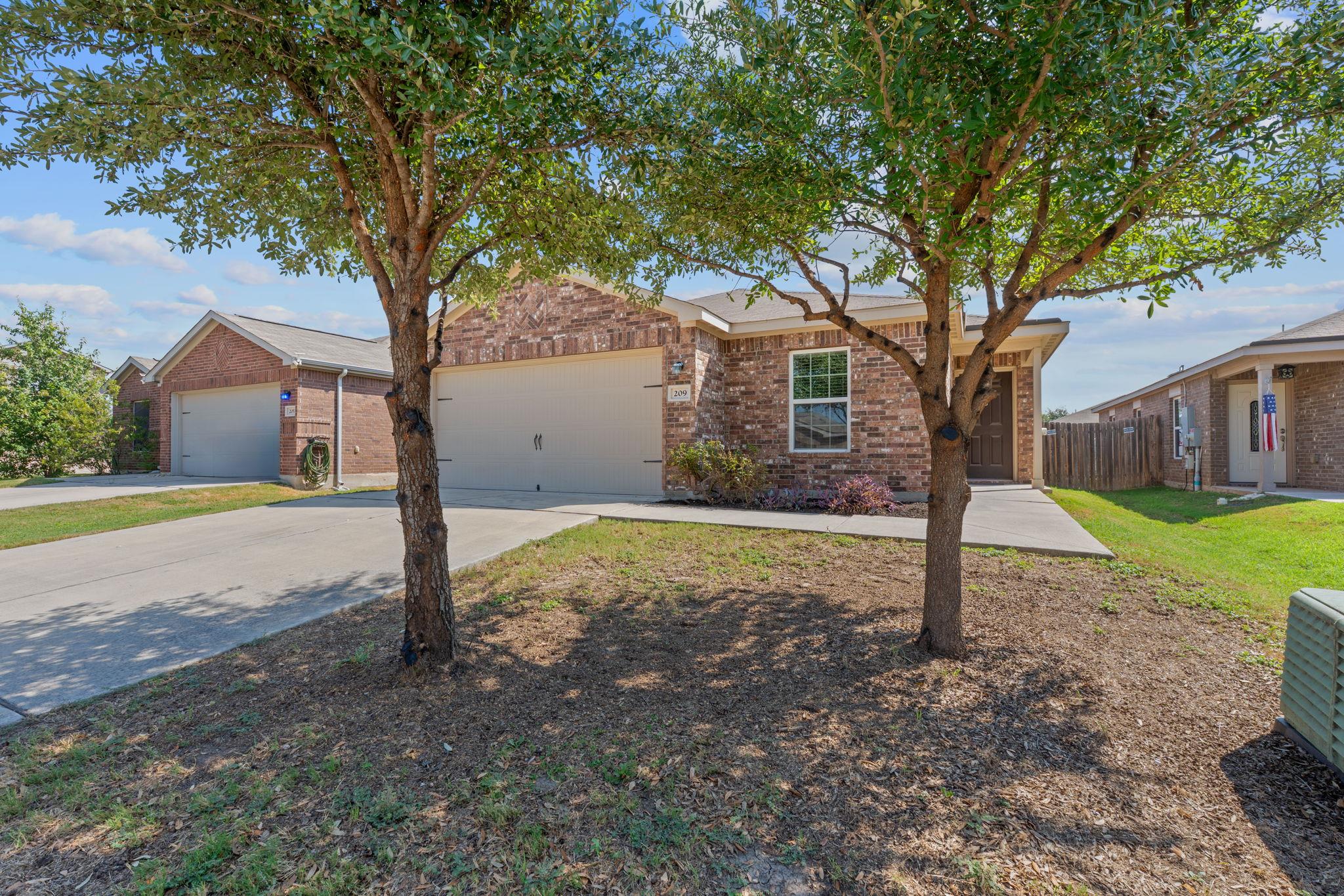 209 Continental Ave, Liberty Hill, TX 78642