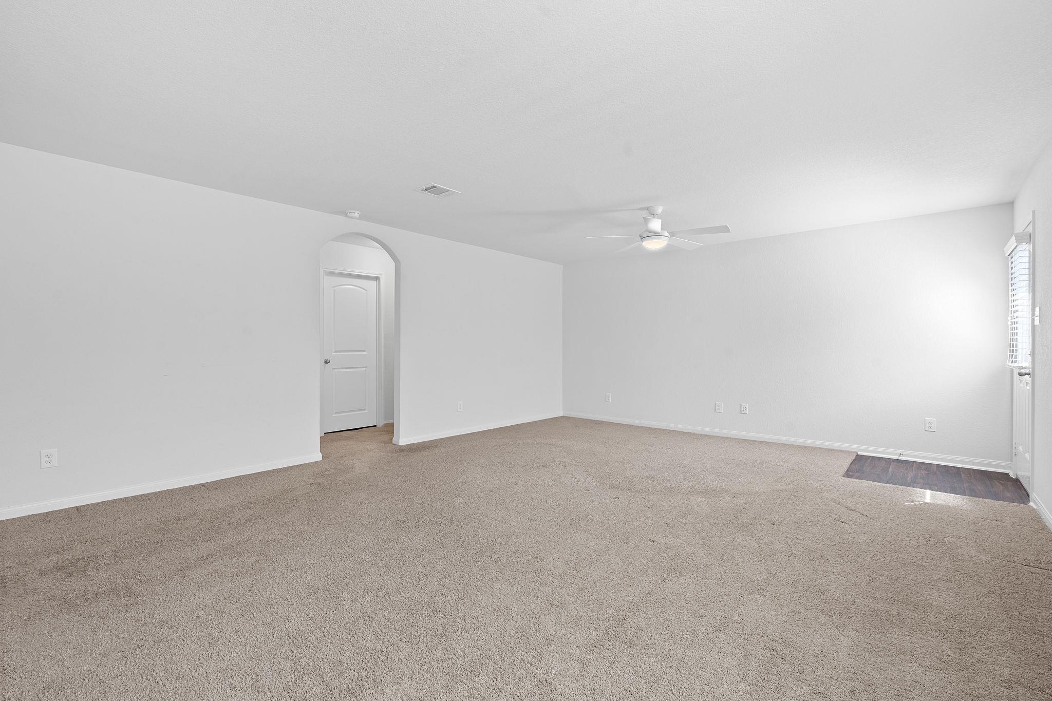 209 Continental Ave, Liberty Hill, TX 78642