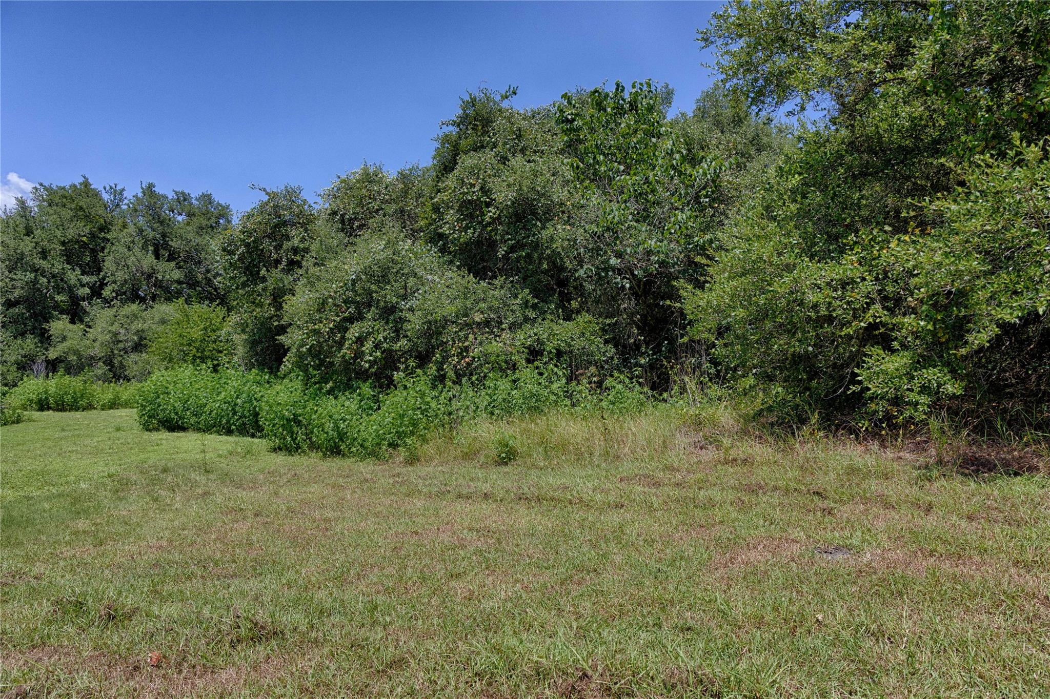 7541 FM 609, La Grange, TX 78945