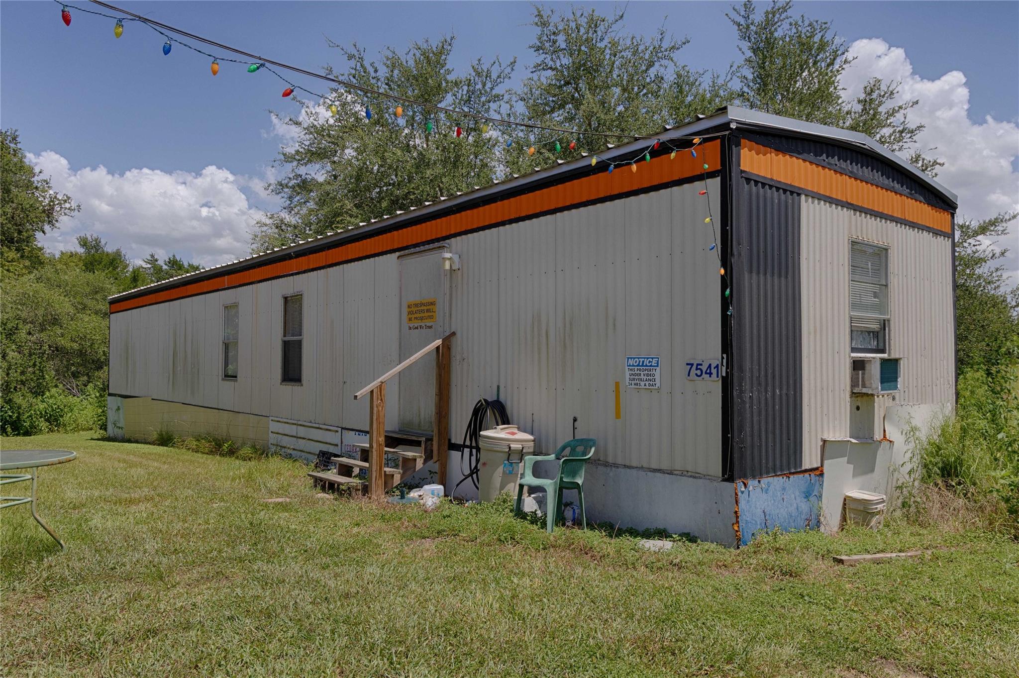 7541 FM 609, La Grange, TX 78945