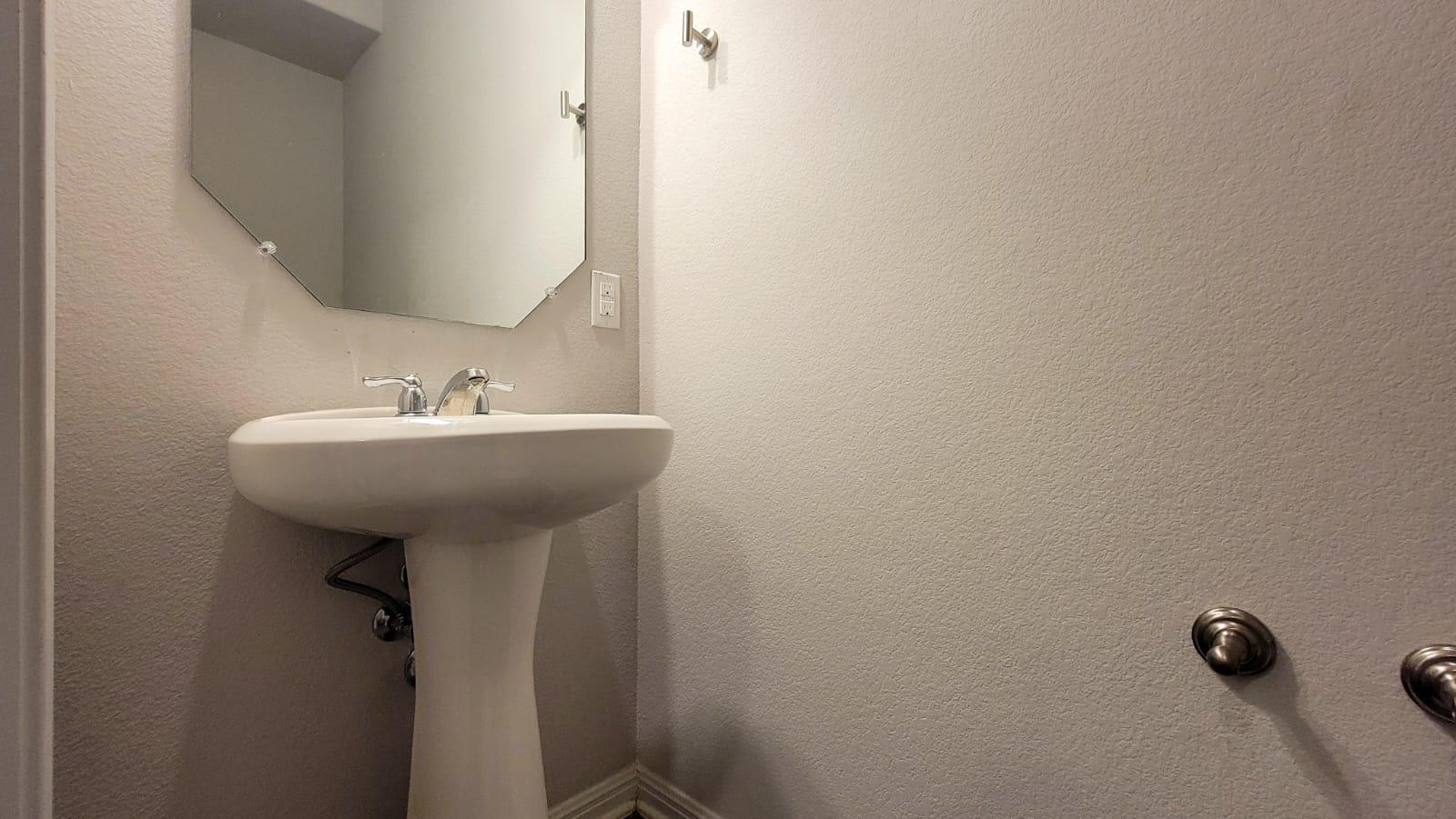 404 Ferrule Dr, Kyle, TX 78640