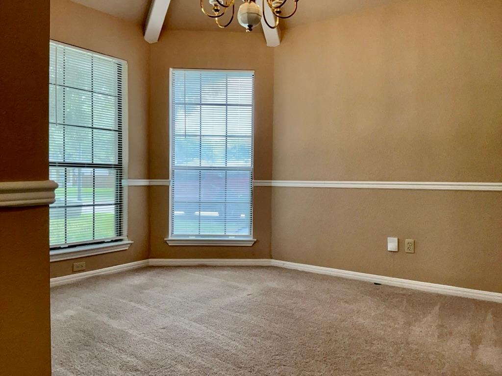 506 Meadow Creek Dr, Pflugerville, TX 78660