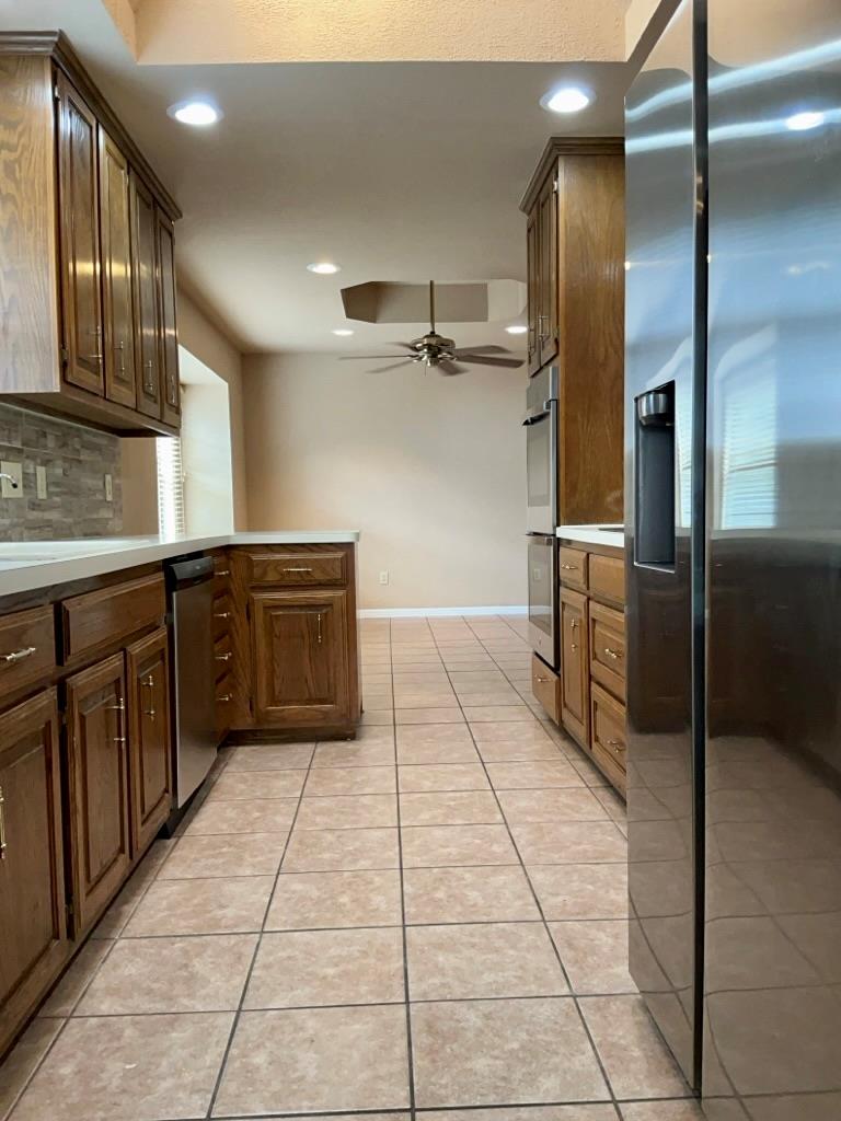 506 Meadow Creek Dr, Pflugerville, TX 78660