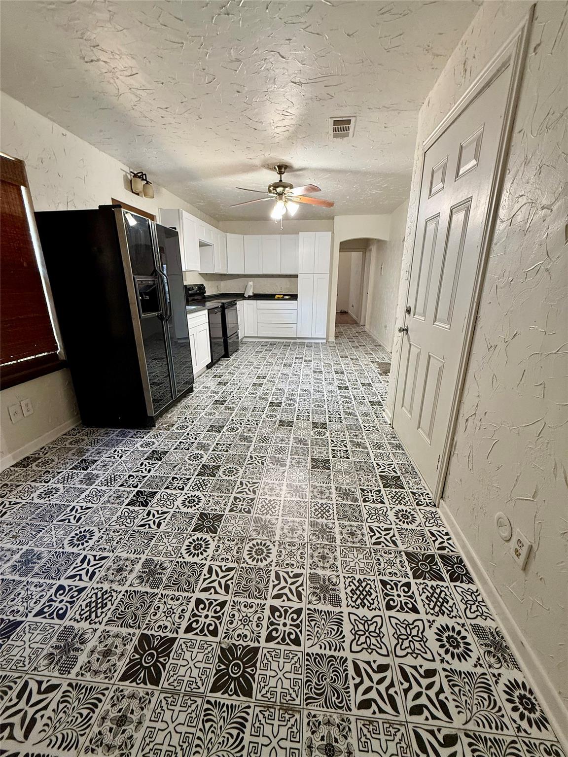 204 Roepke St, Thorndale, TX 76577