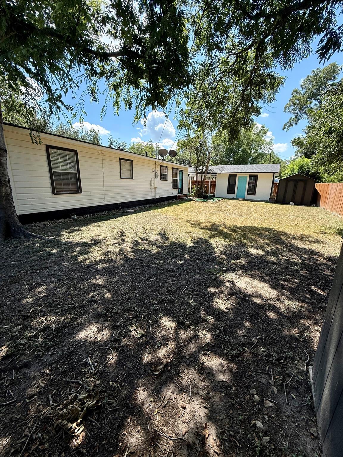 204 Roepke St, Thorndale, TX 76577