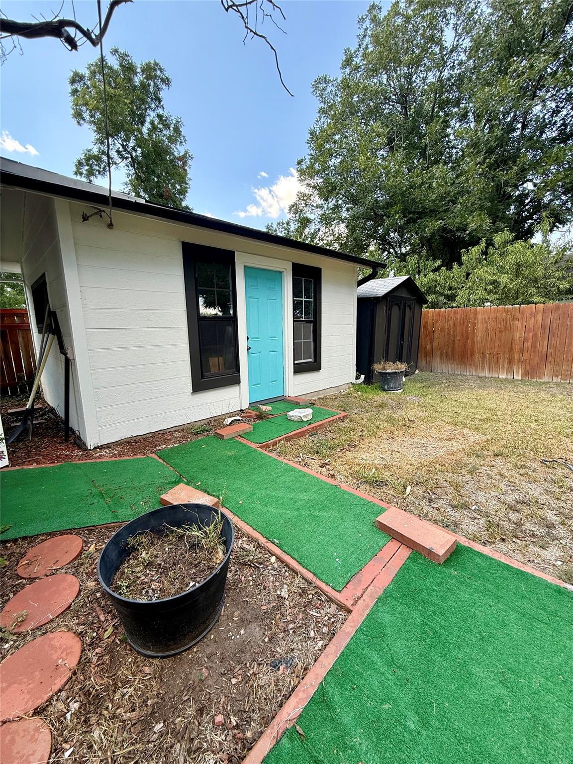 204 Roepke St, Thorndale, TX 76577