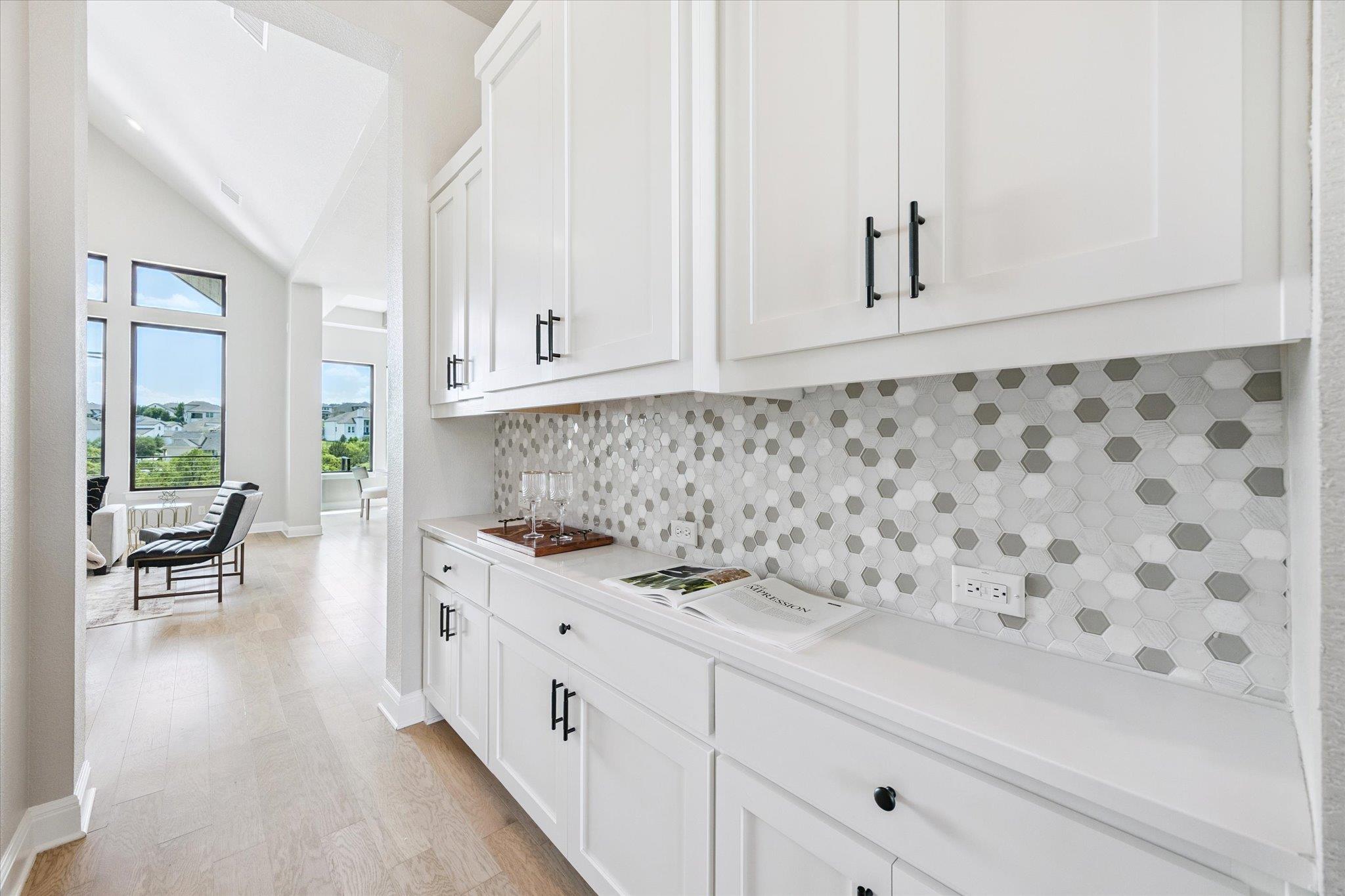 2113 Normandy Vw, Leander, TX 78641