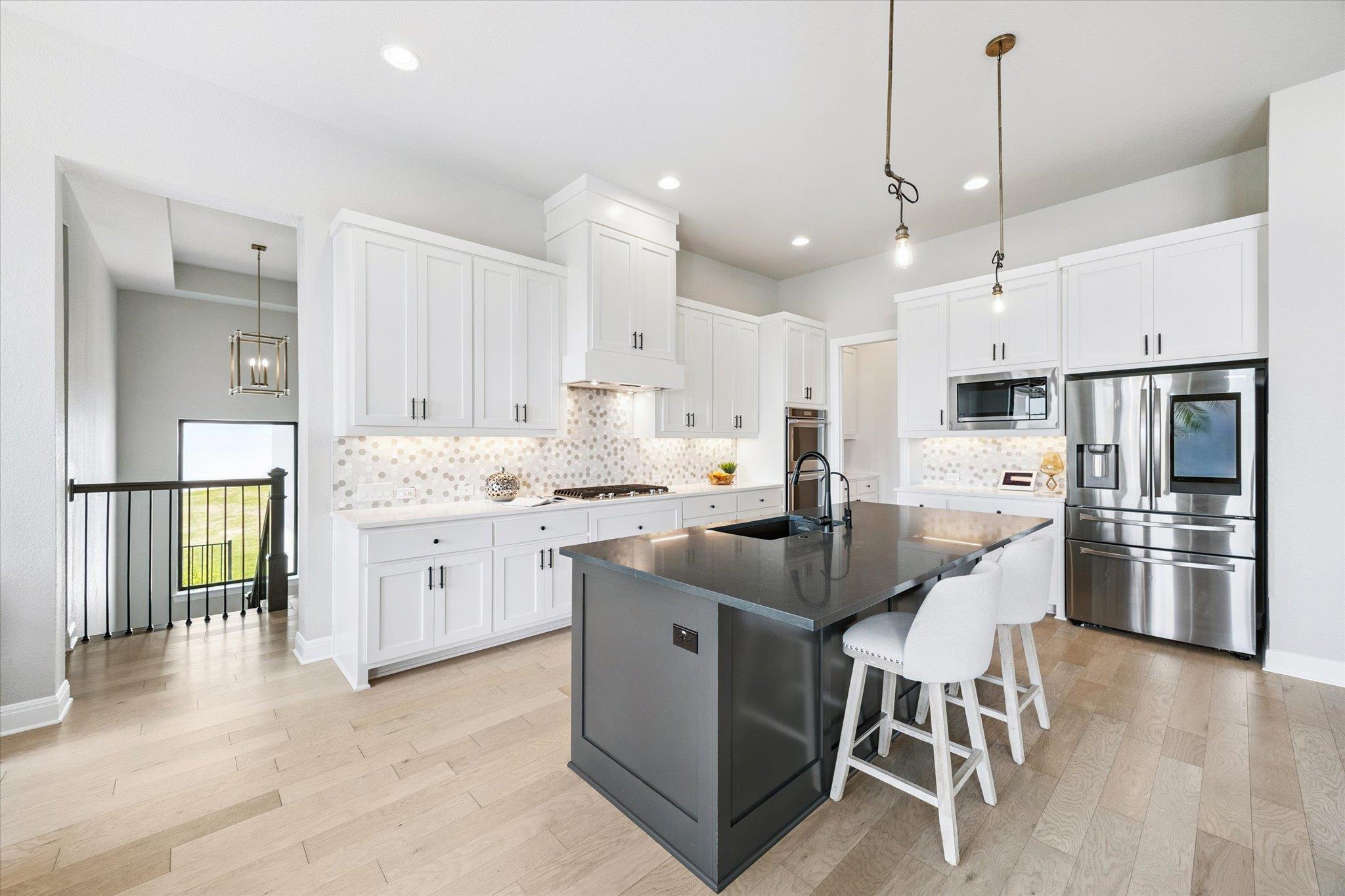 2113 Normandy Vw, Leander, TX 78641