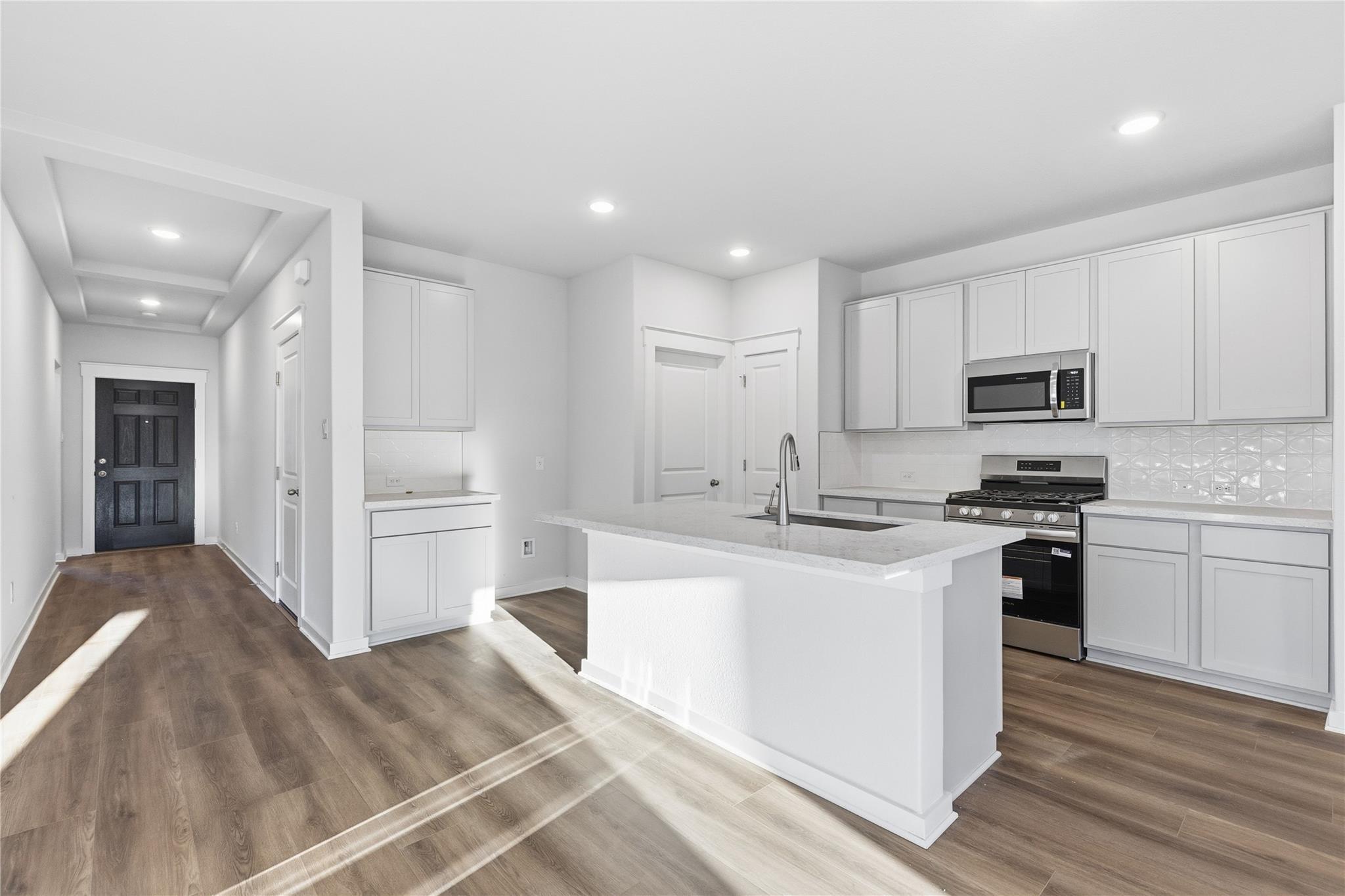 350 Mustang Bnd, Kyle, TX 78640