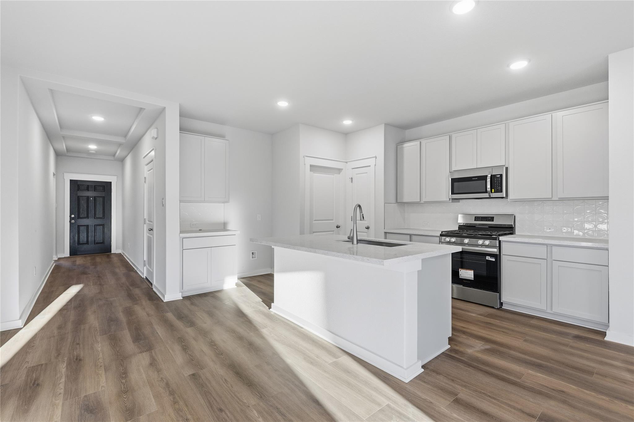 350 Mustang Bnd, Kyle, TX 78640