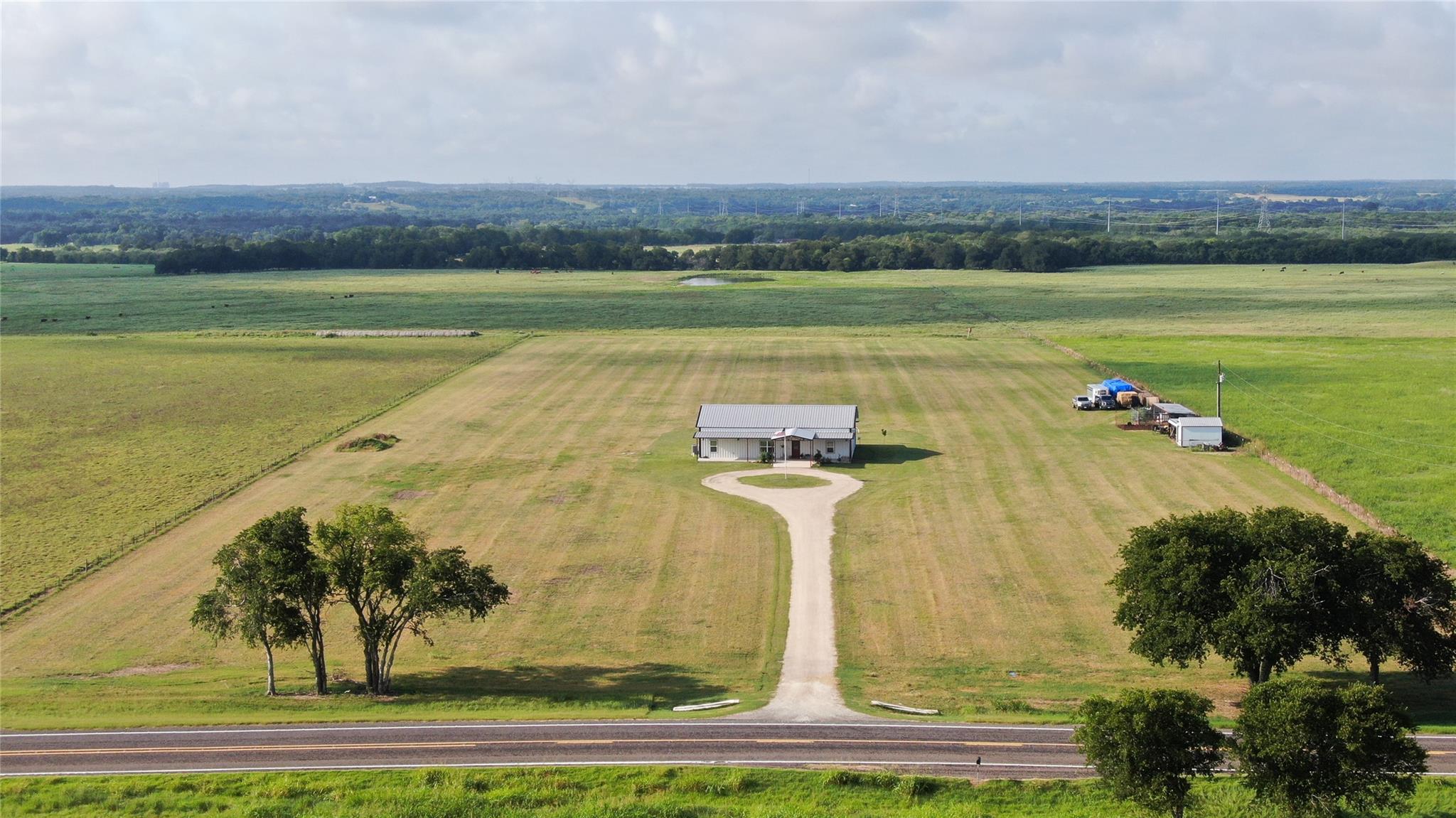 6731 N Fm 908, Rockdale, TX 76567