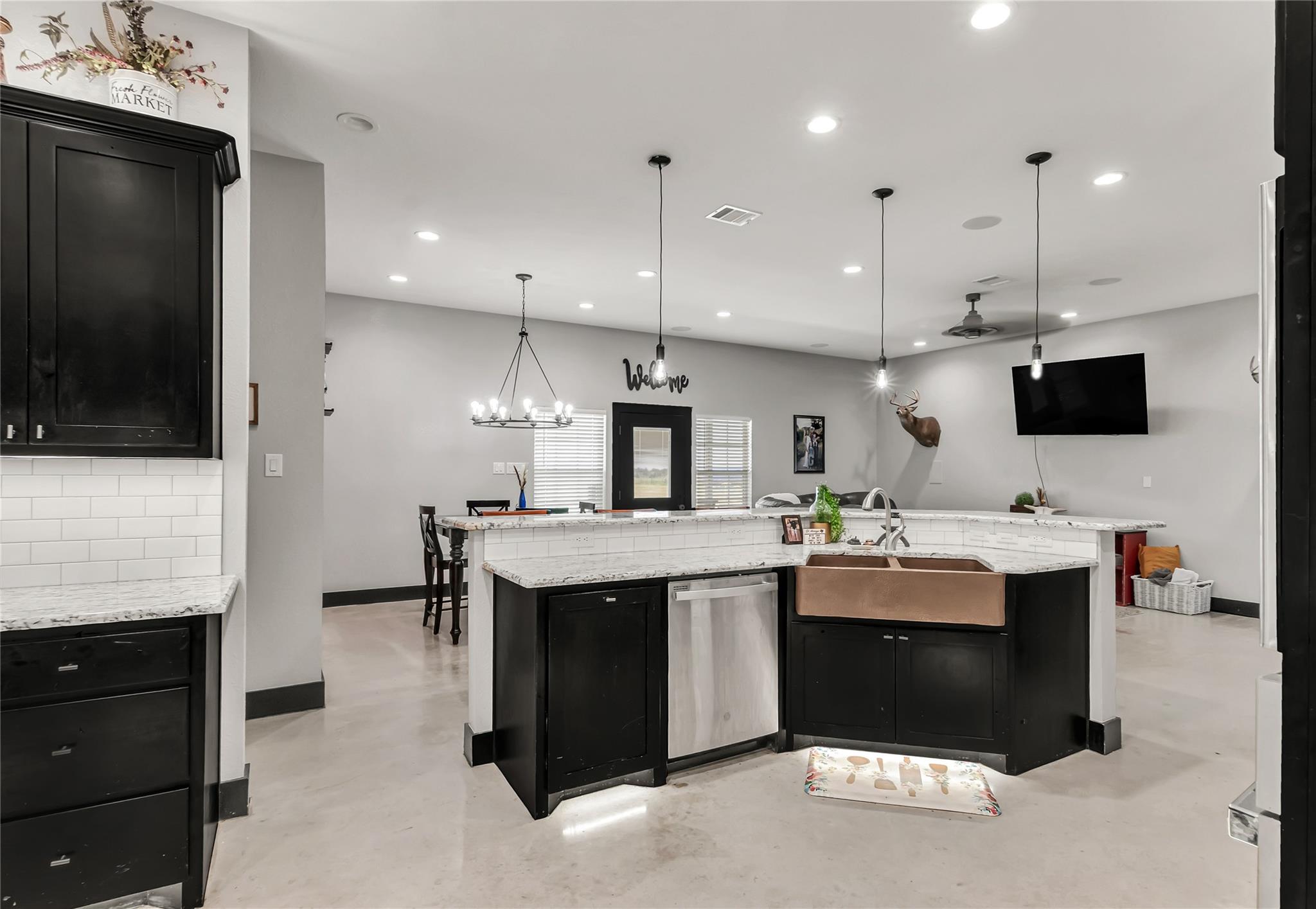 6731 N Fm 908, Rockdale, TX 76567