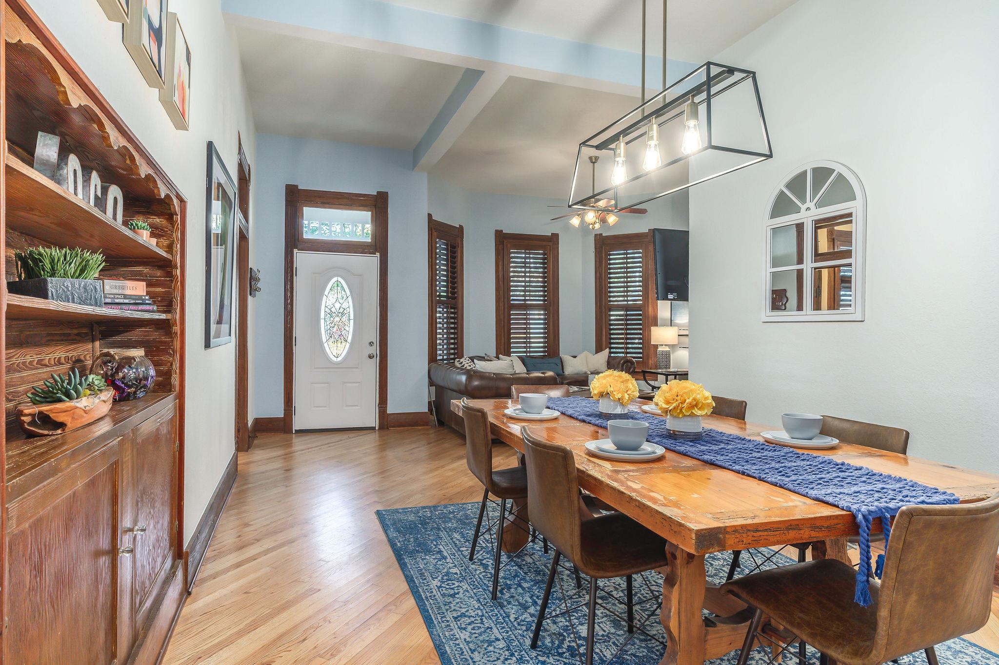 203 Leland St, Austin, TX 78704