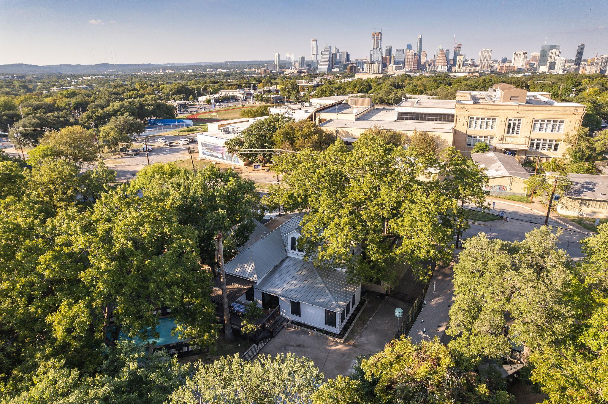 203 Leland St, Austin, TX 78704