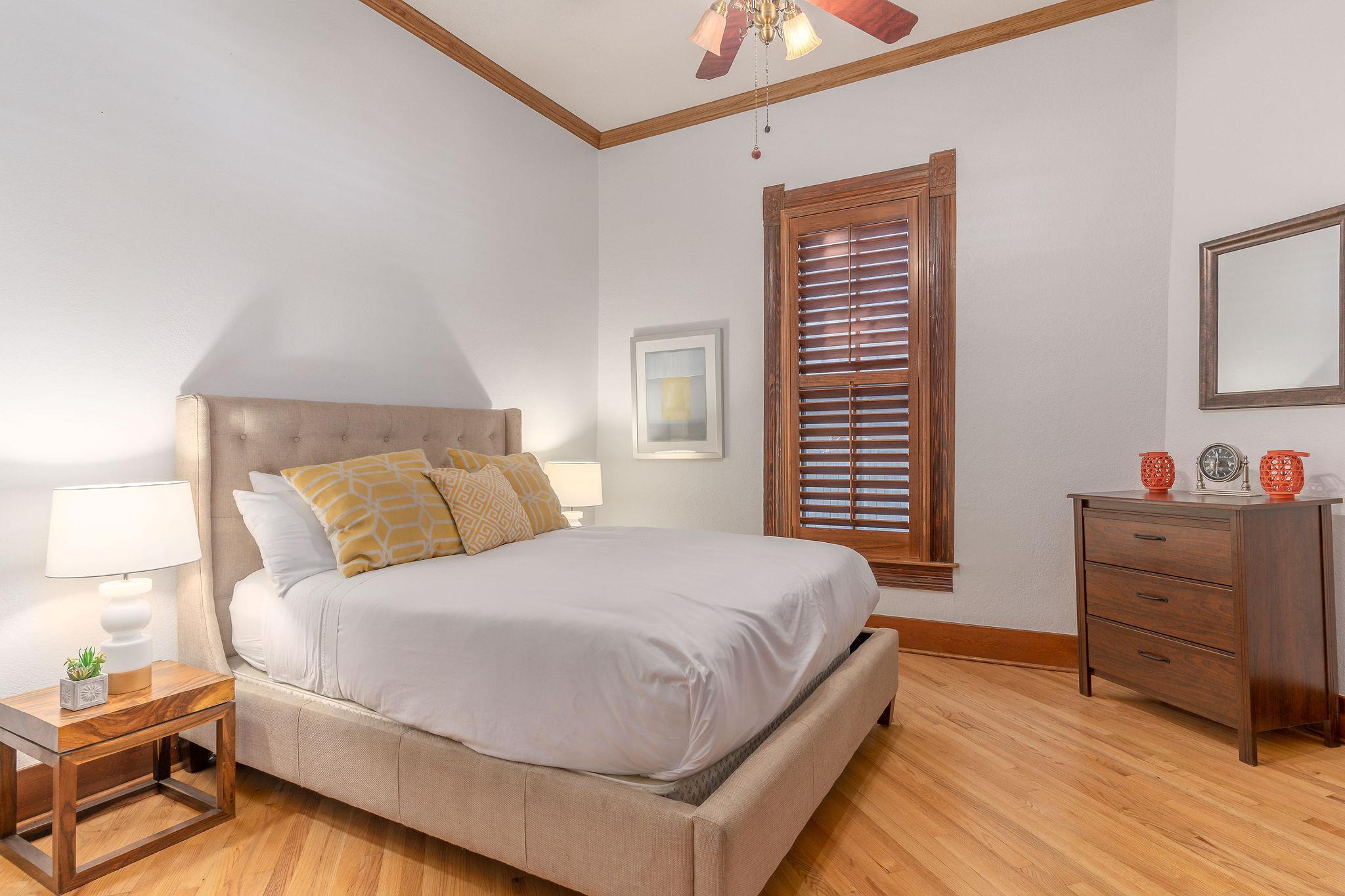 203 Leland St, Austin, TX 78704