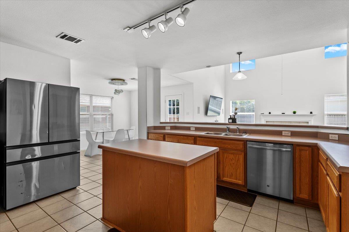 11724 Dunfries Ln, Austin, TX 78754