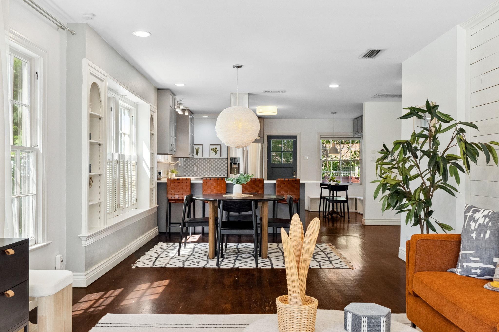 1006 E 38 1/2 St, Austin, TX 78751