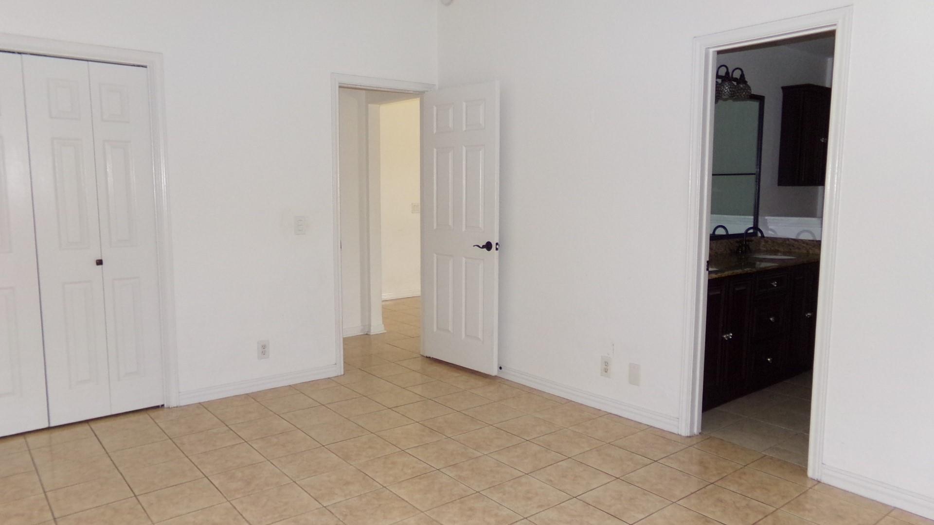 21426 GRAND NATIONAL Ave, Pflugerville, TX 78660