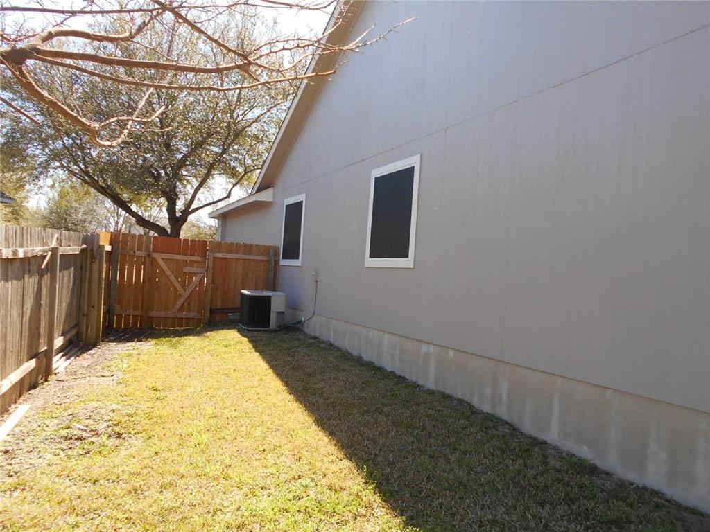 21426 GRAND NATIONAL Ave, Pflugerville, TX 78660