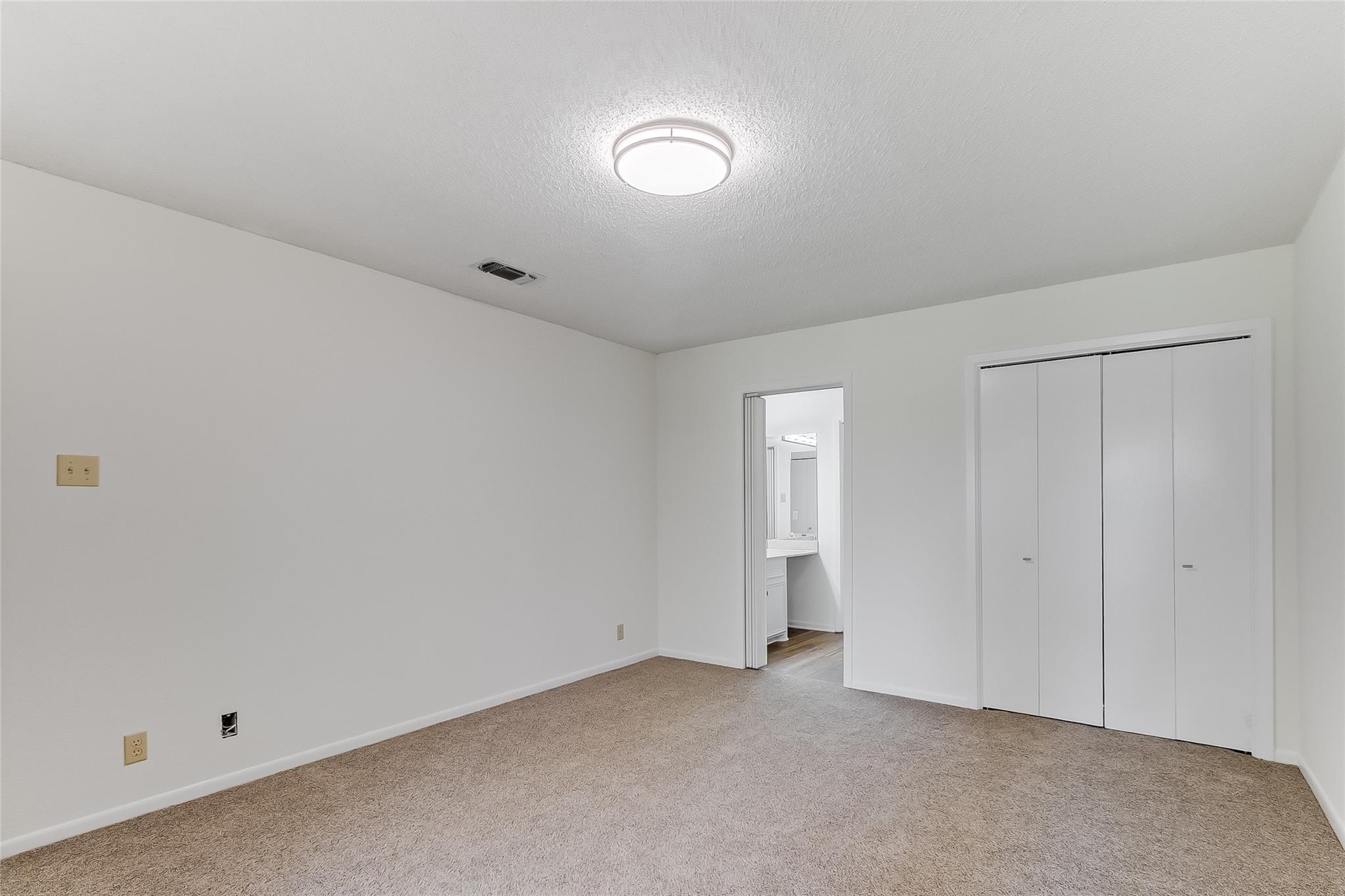 1406 Broken Hills # 3, Horseshoe Bay, TX 78657