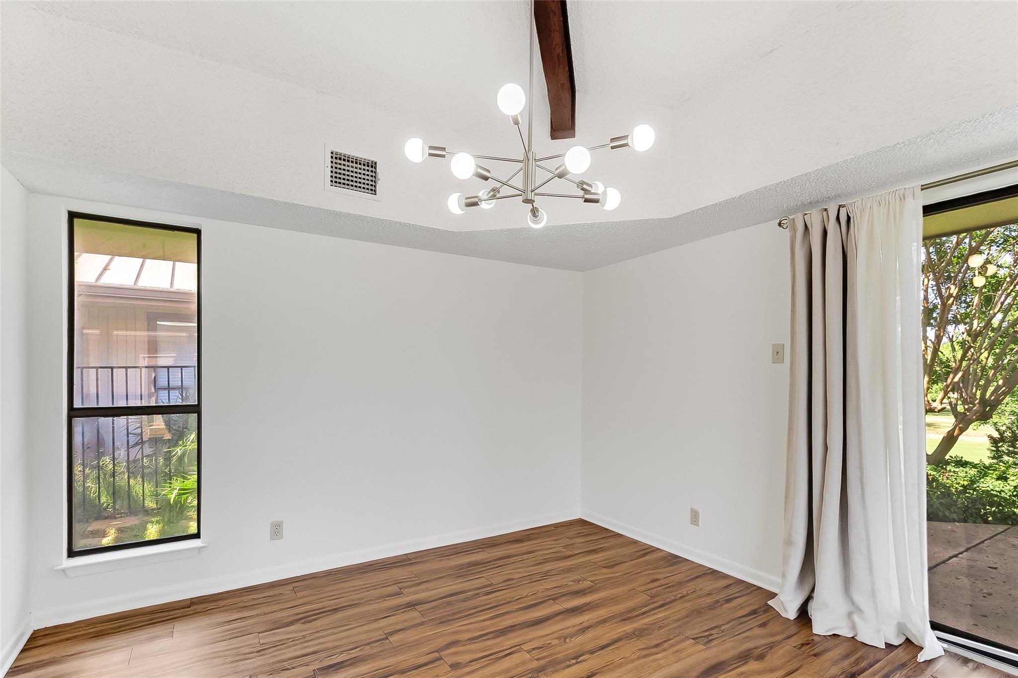 1406 Broken Hills # 3, Horseshoe Bay, TX 78657