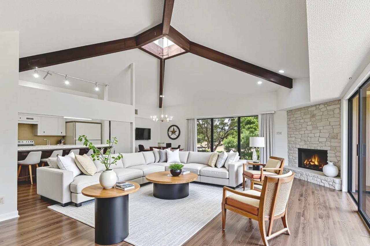 1406 Broken Hills # 3, Horseshoe Bay, TX 78657