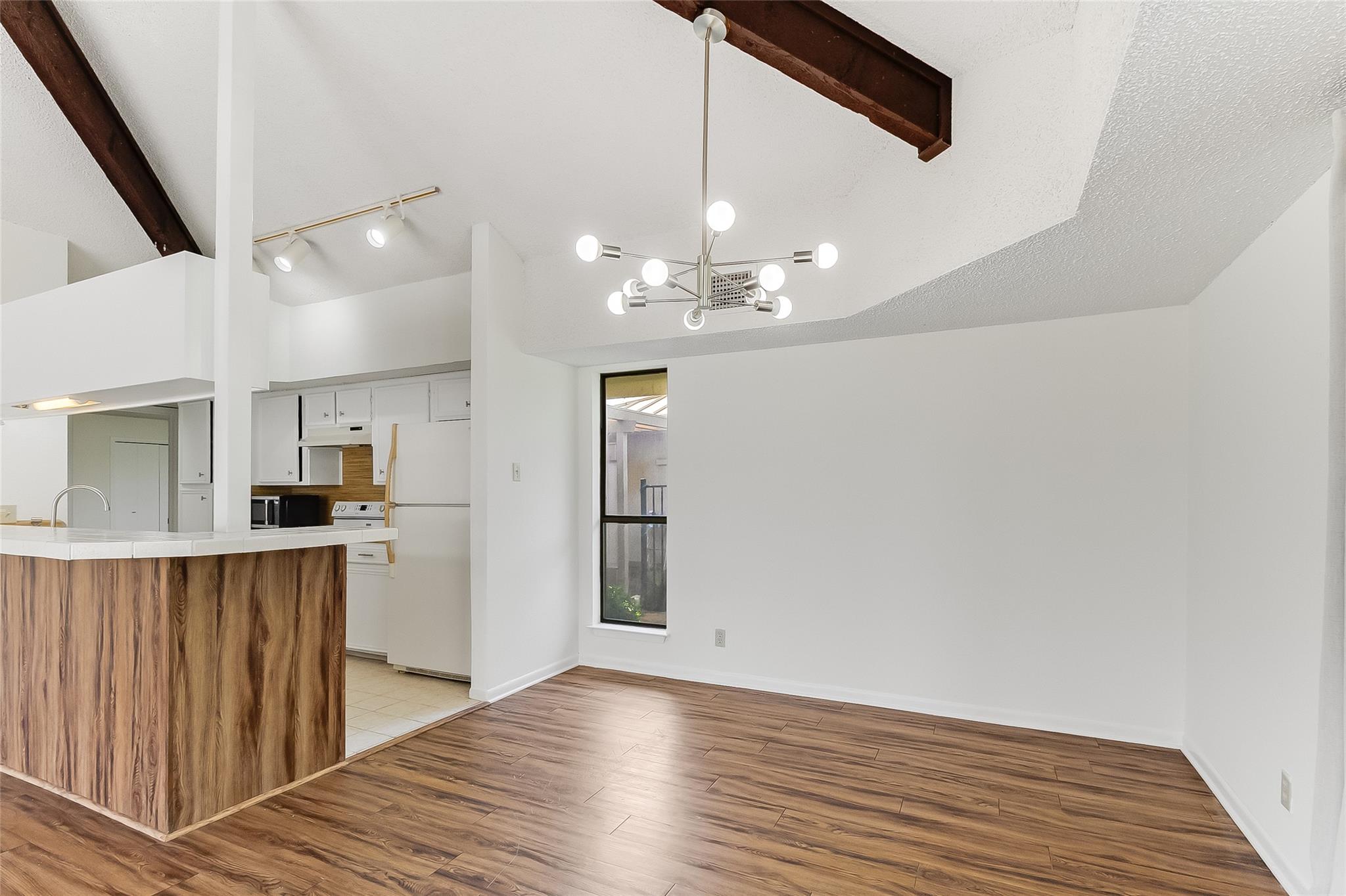 1406 Broken Hills # 3, Horseshoe Bay, TX 78657