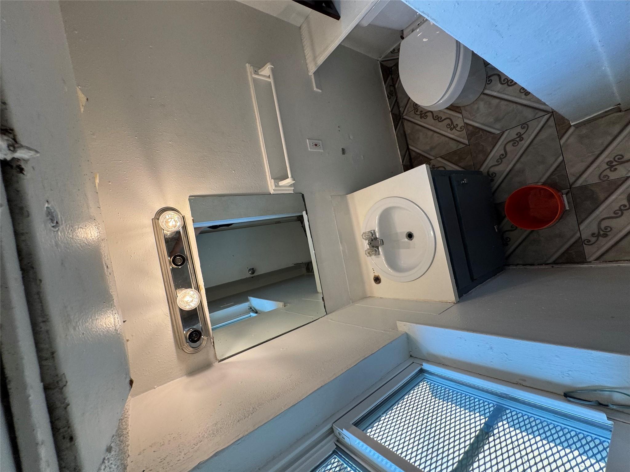 2904 Sweeney Ln, Austin, TX 78723