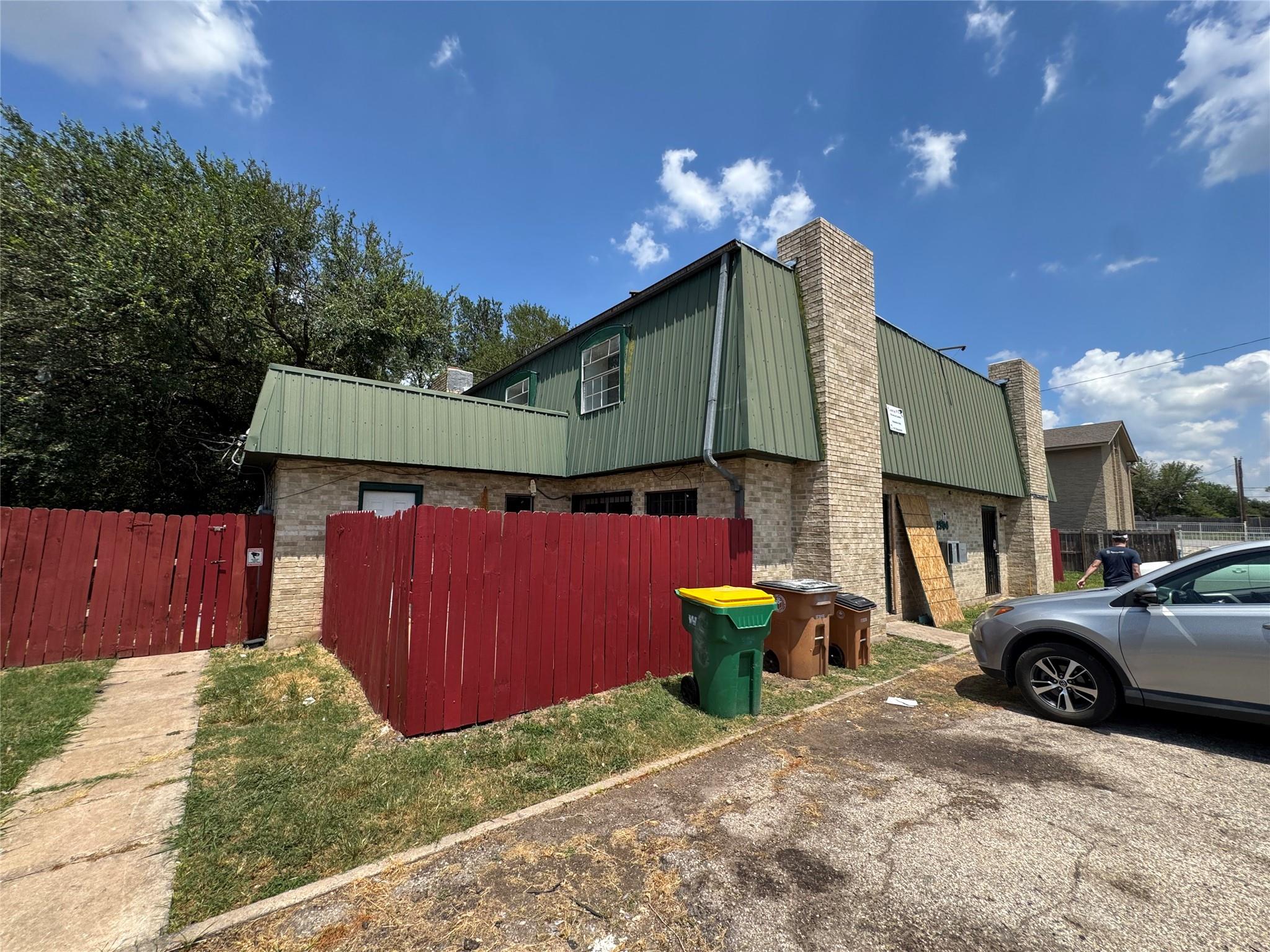 2904 Sweeney Ln, Austin, TX 78723