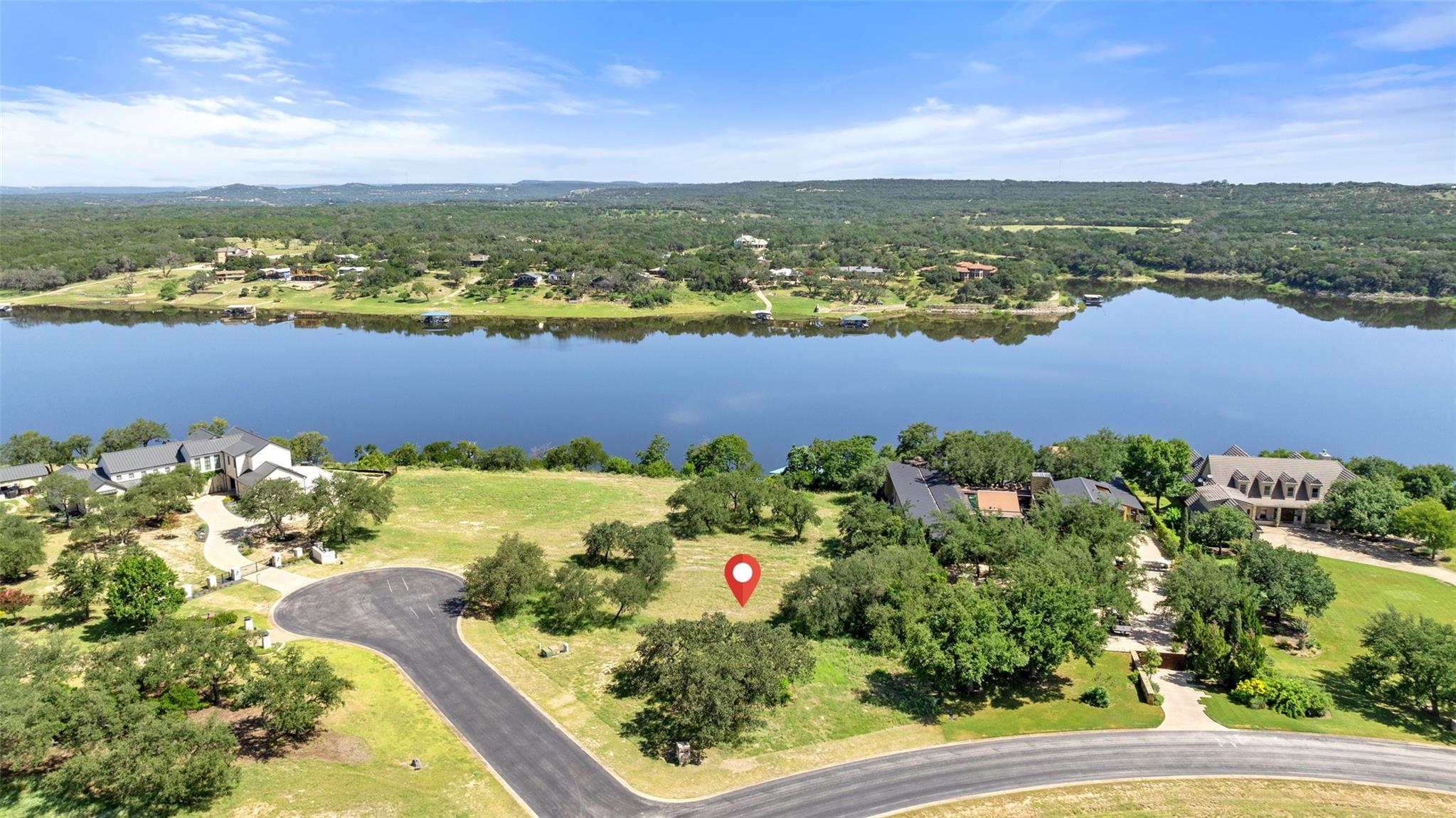 3200 Kahala Sunset Dr, Spicewood, TX 78669