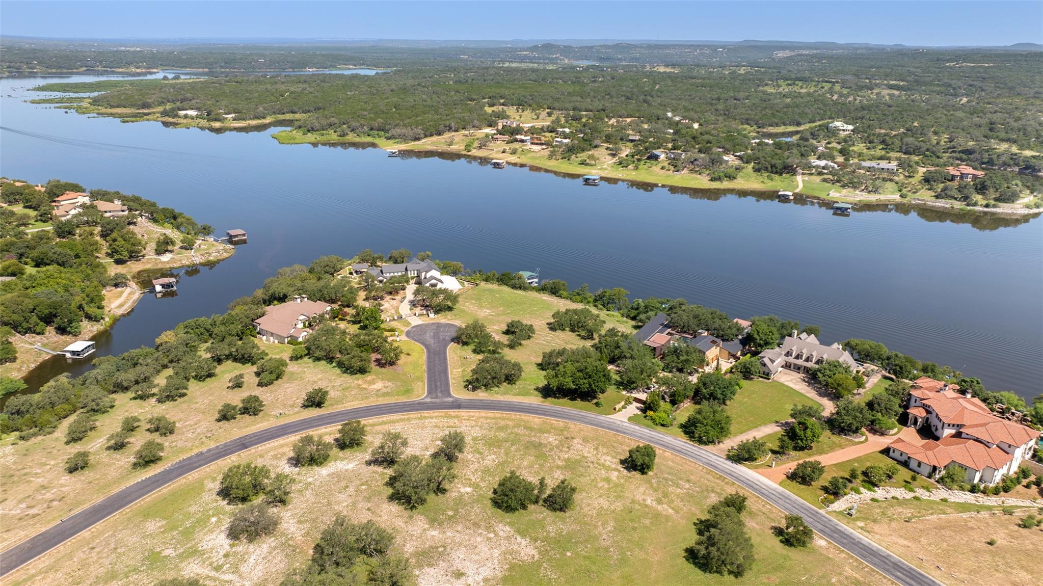 3200 Kahala Sunset Dr, Spicewood, TX 78669