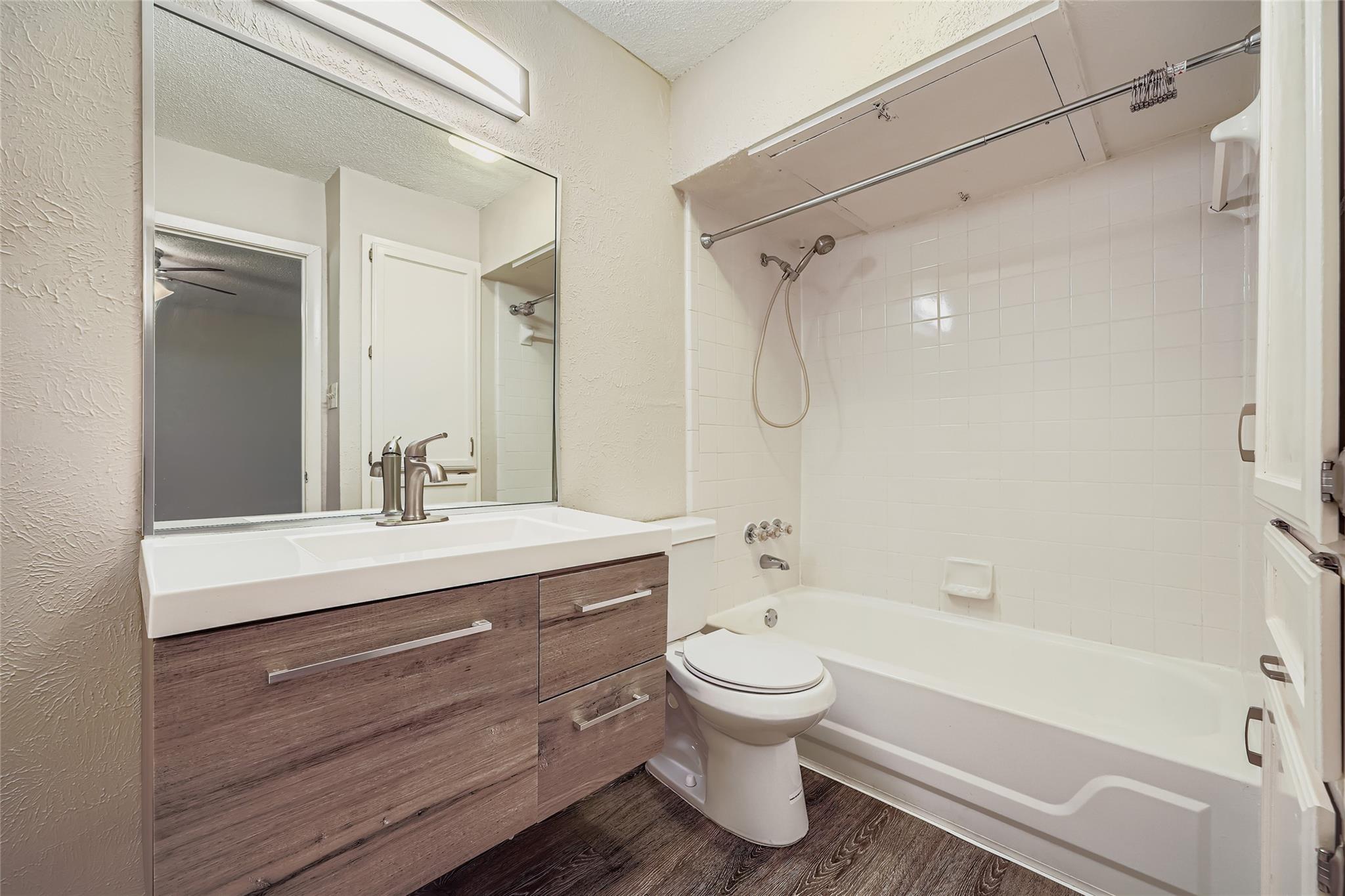 4405 Avenue A Ave # 8, Austin, TX 78751