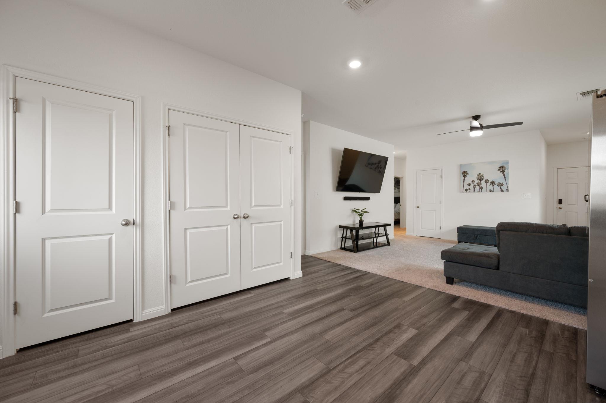 121 Comancheros Rd, Jarrell, TX 76537