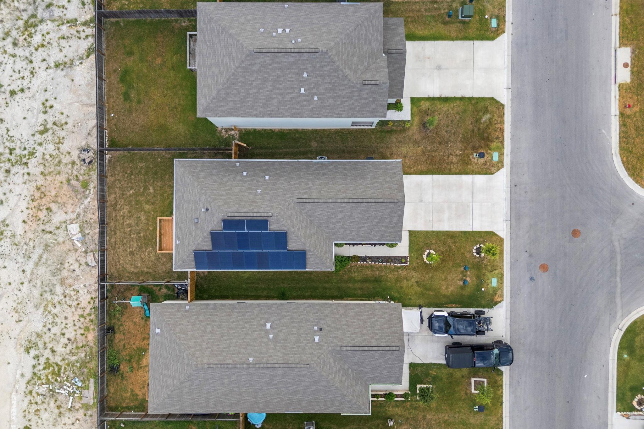 121 Comancheros Rd, Jarrell, TX 76537