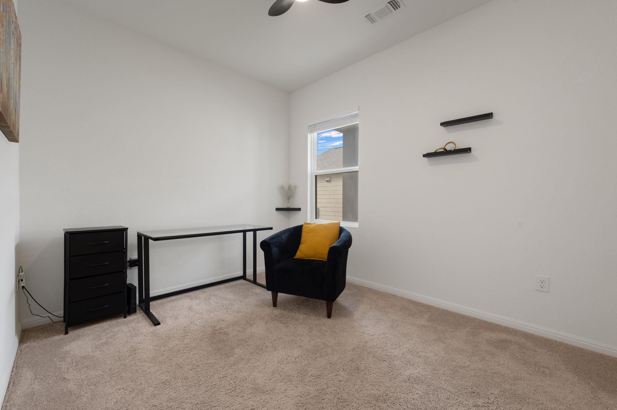 121 Comancheros Rd, Jarrell, TX 76537