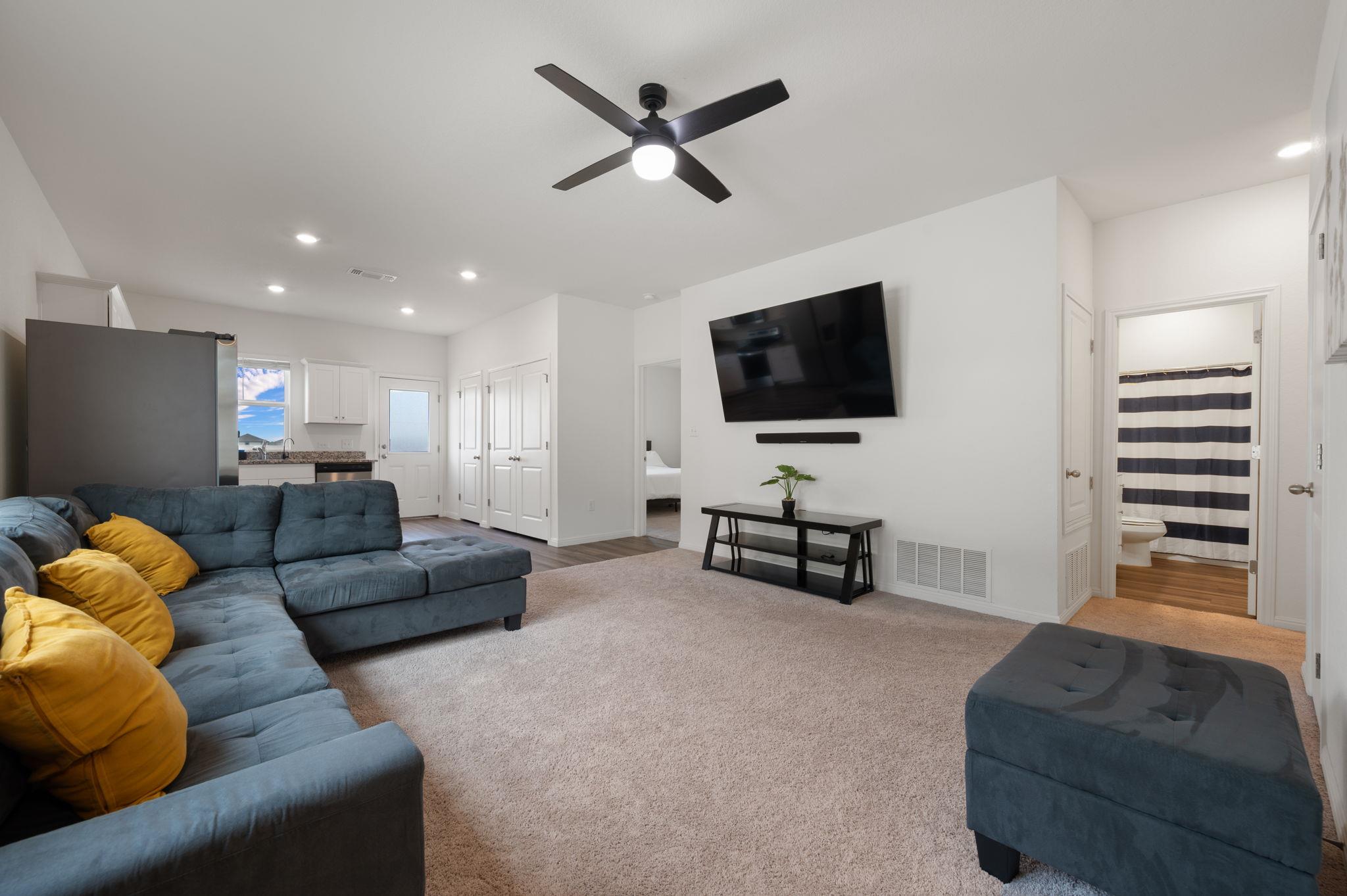 121 Comancheros Rd, Jarrell, TX 76537