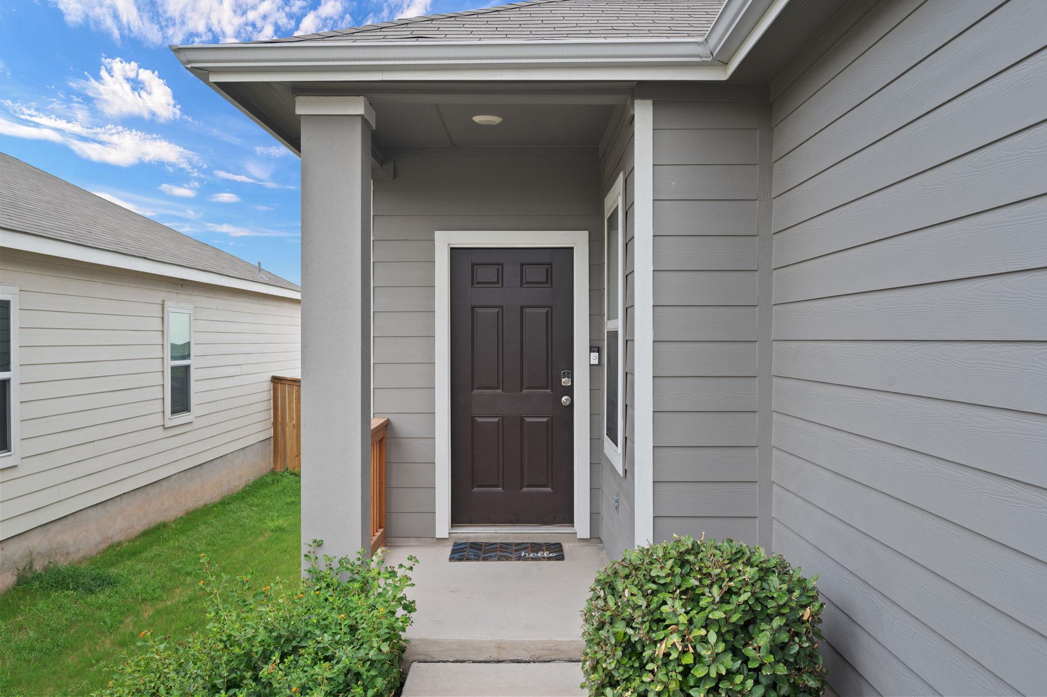 121 Comancheros Rd, Jarrell, TX 76537