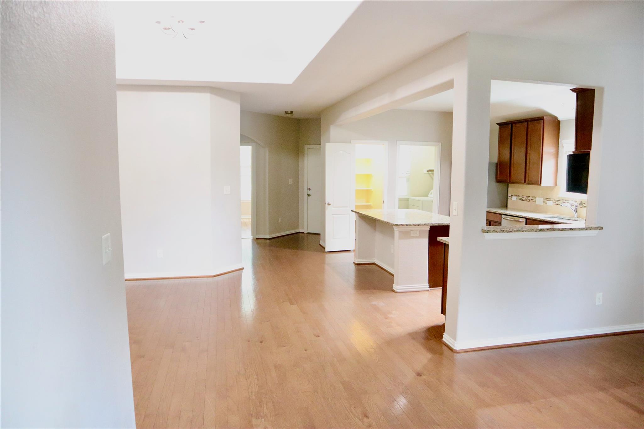 158 Razzmatazz Trl, Buda, TX 78610