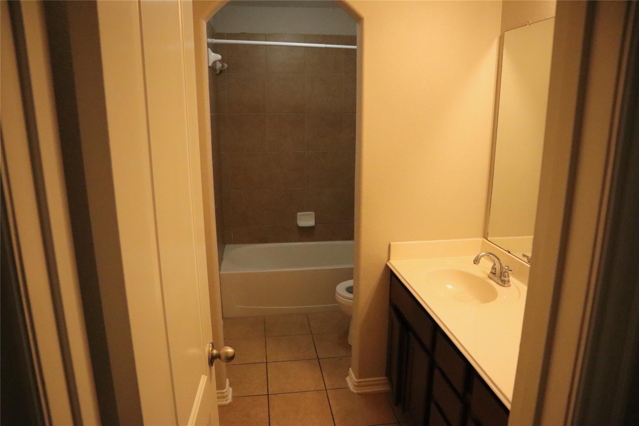 158 Razzmatazz Trl, Buda, TX 78610