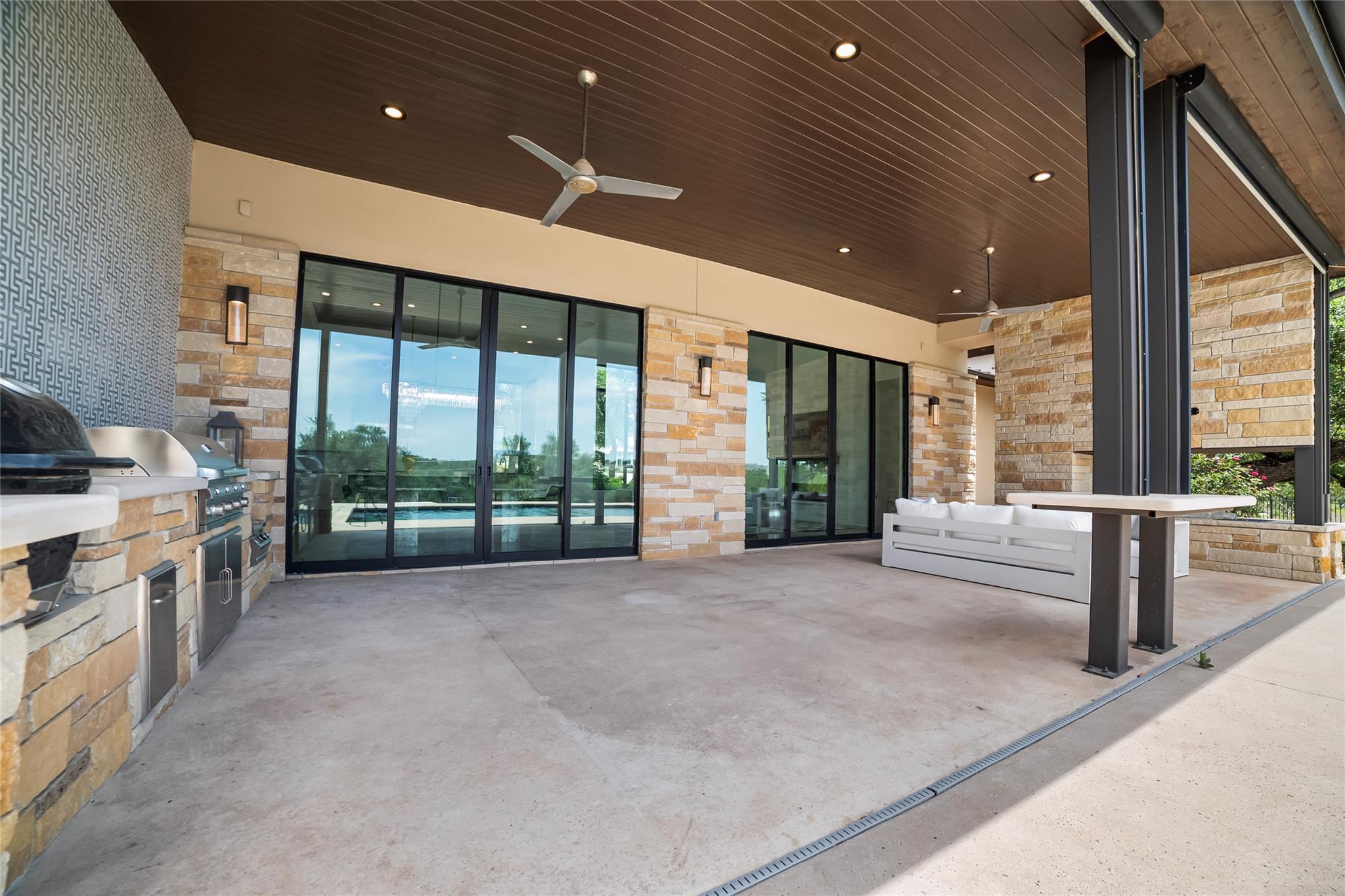 16925 Whispering Breeze Dr, Austin, TX 78738