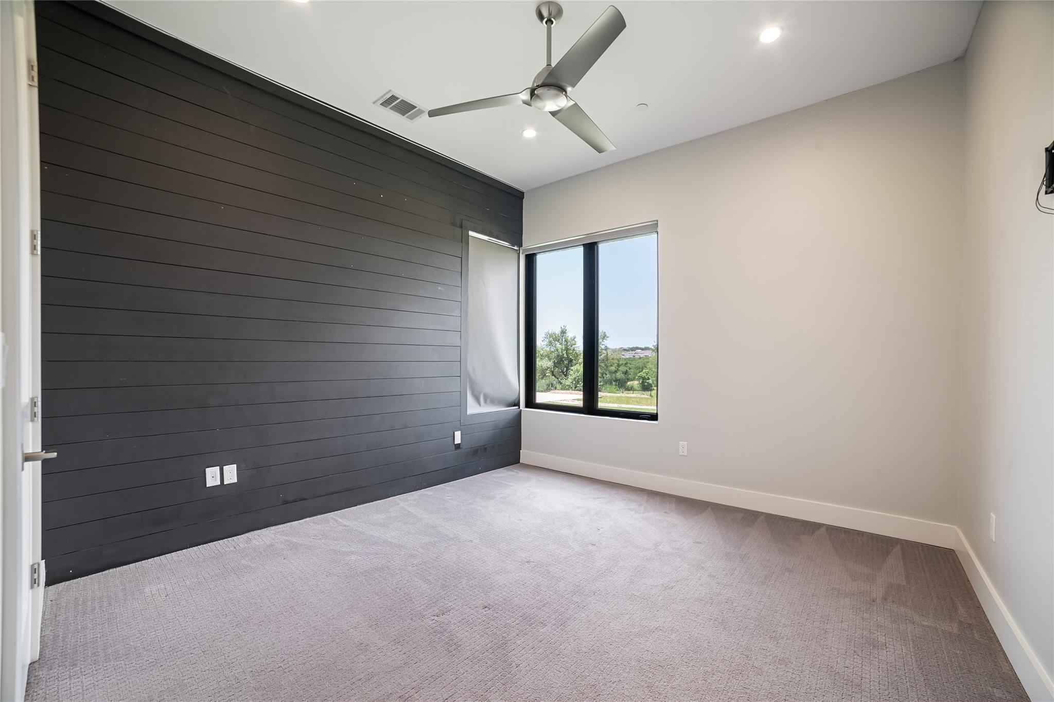 16925 Whispering Breeze Dr, Austin, TX 78738