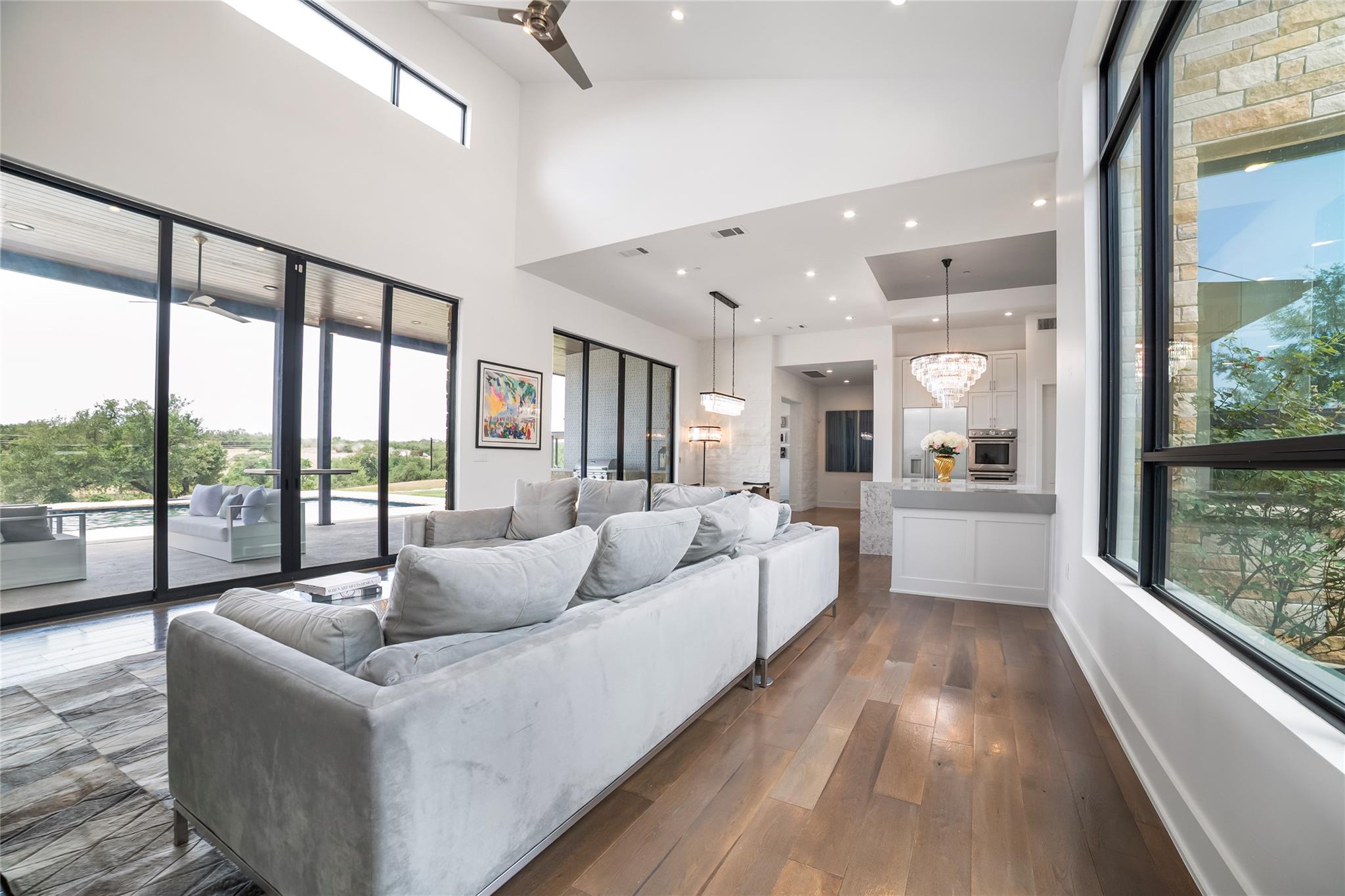 16925 Whispering Breeze Dr, Austin, TX 78738