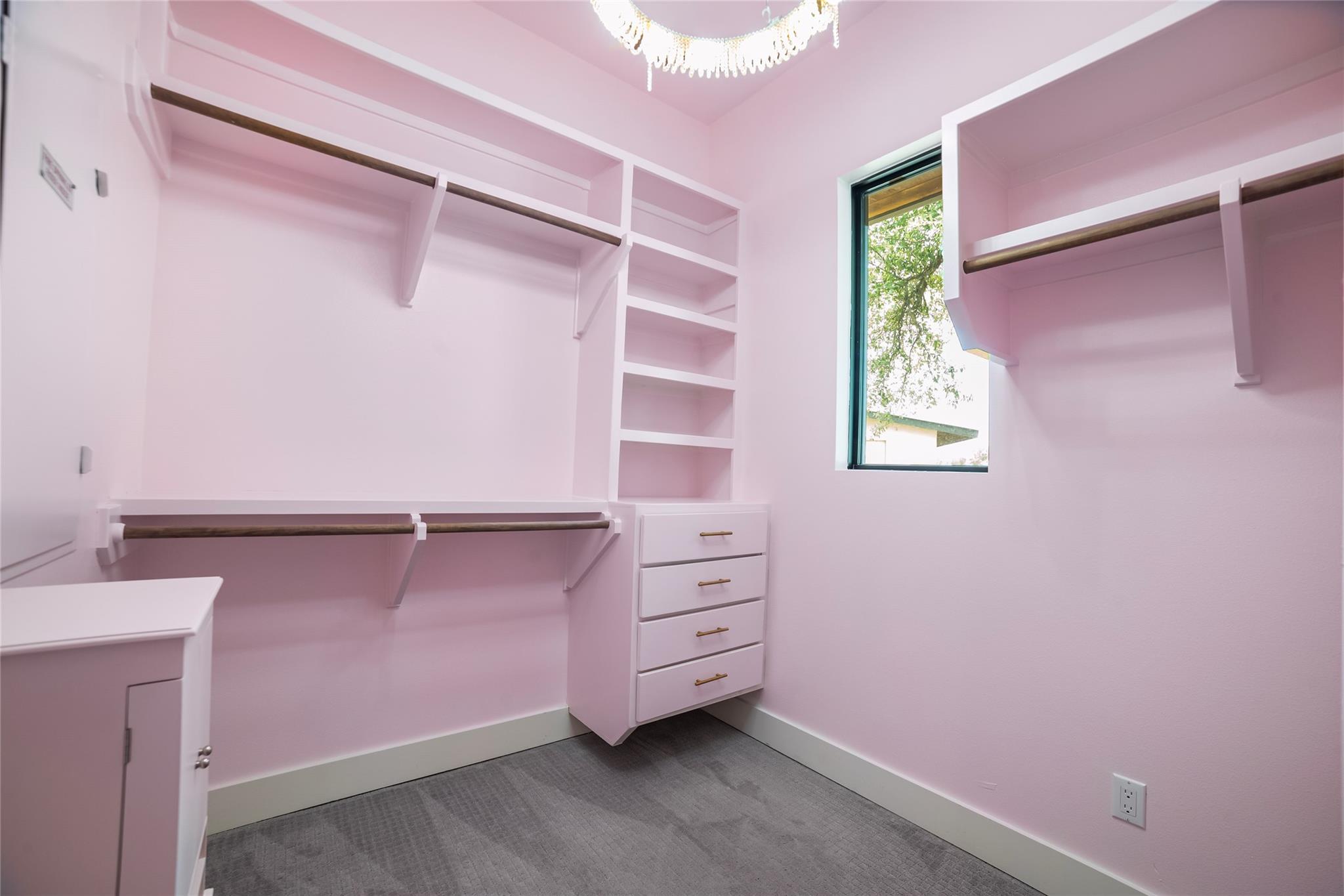 16925 Whispering Breeze Dr, Austin, TX 78738